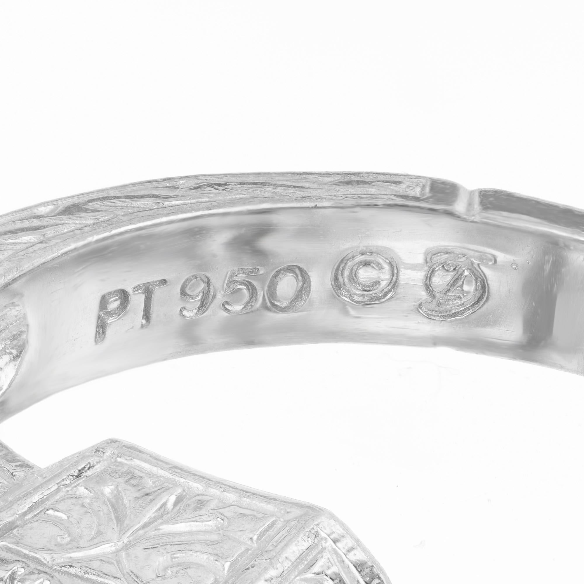 Anello di fidanzamento in platino a tre pietre con diamante bianco certificato EGL da 1,27 carati in vendita 2