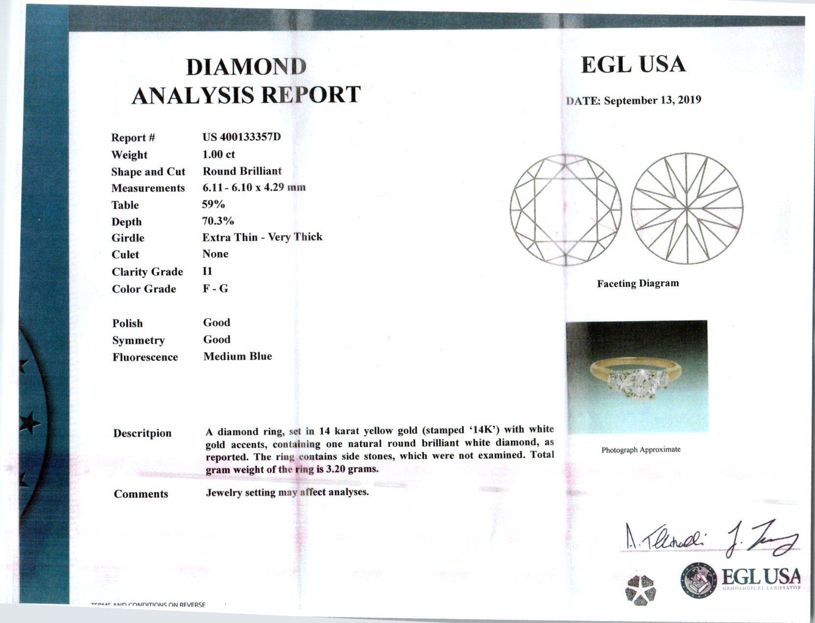 EGL Certified 1.40 Carat Diamond Gold Three-Stone Engagement Ring For Sale 2