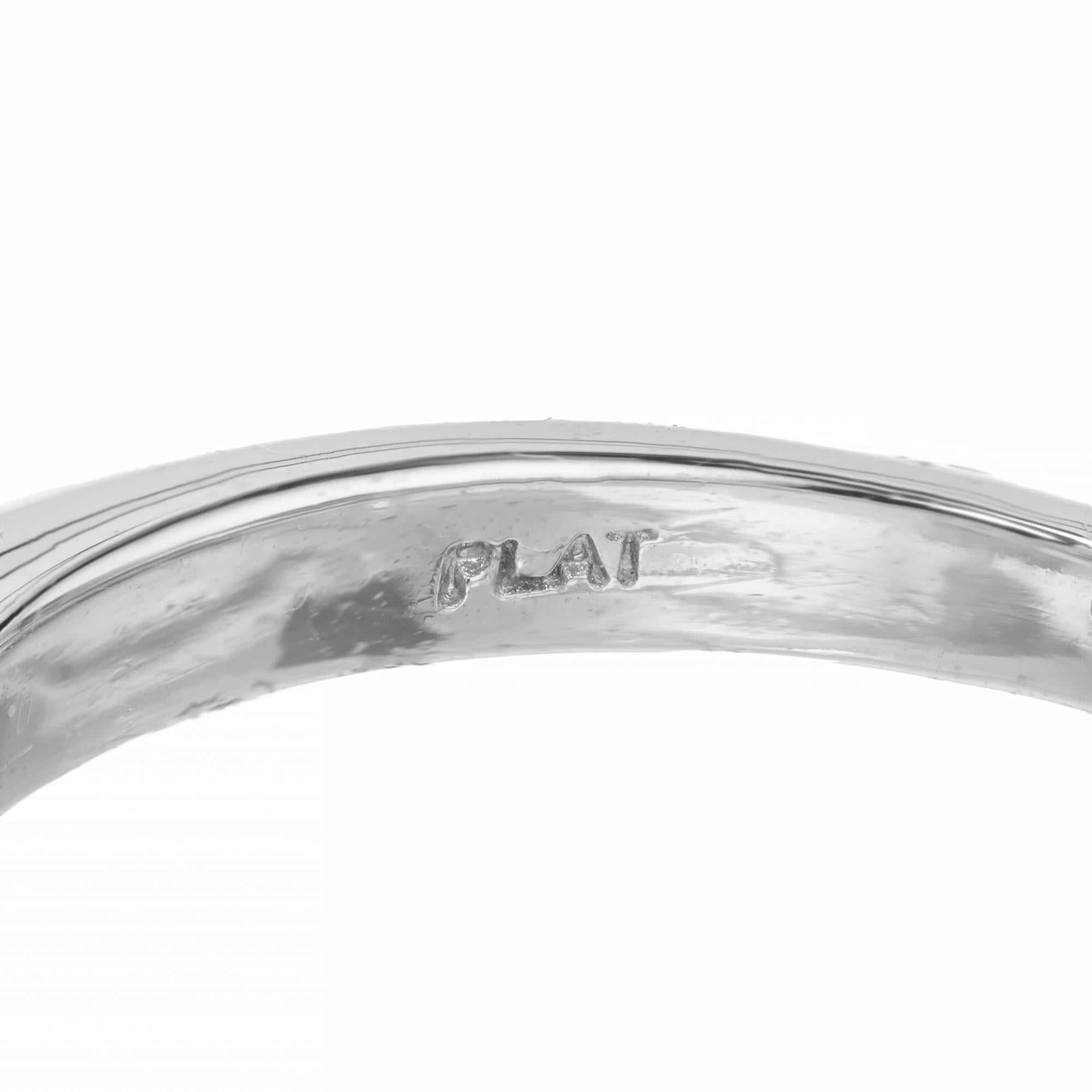 EGL Certified 1.41 Carat Round Diamond Platinum Solitaire Engagement Ring For Sale 2