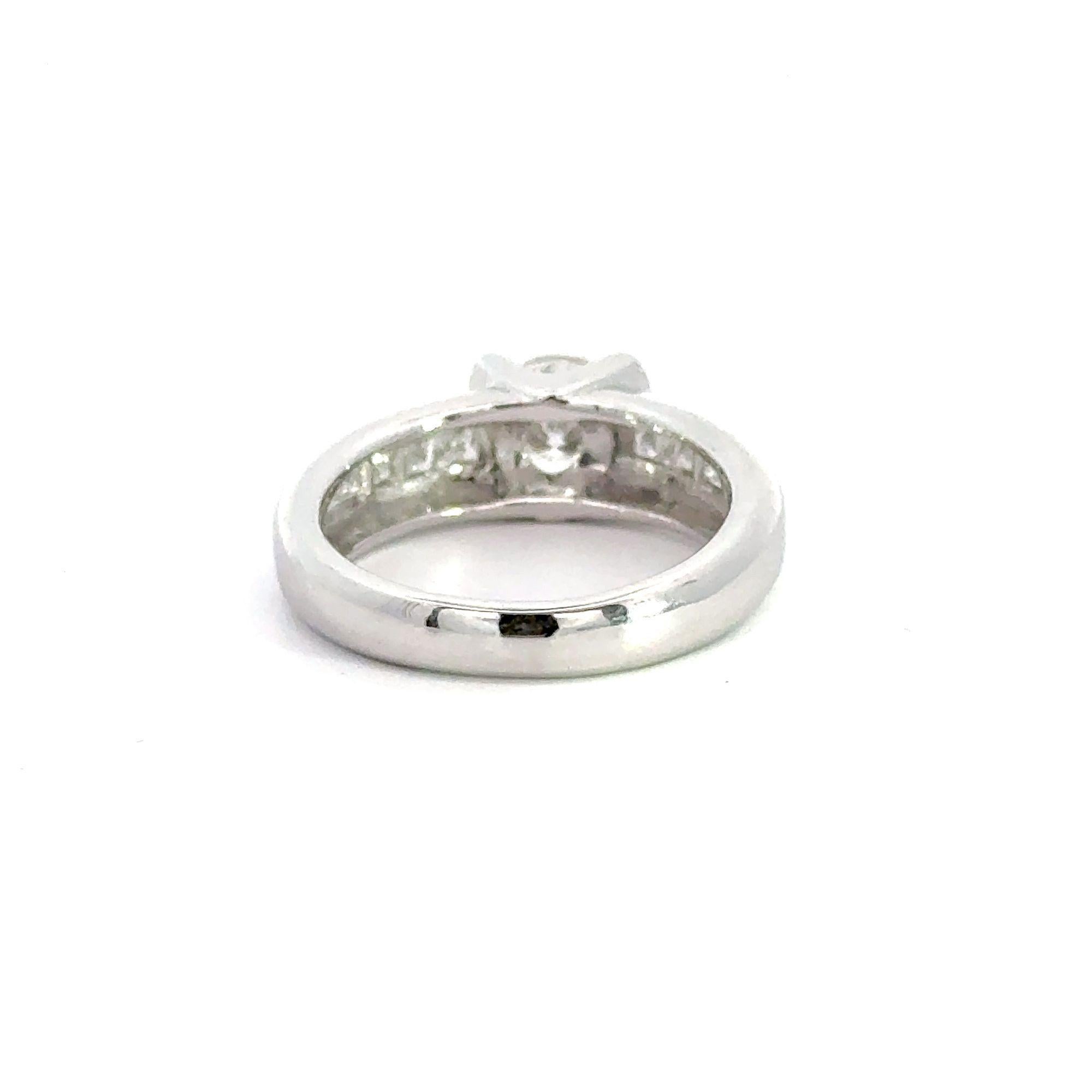 EGL Certified 1.65 Carat Round & Princess Diamond Platinum Channel Set Ring For Sale 4