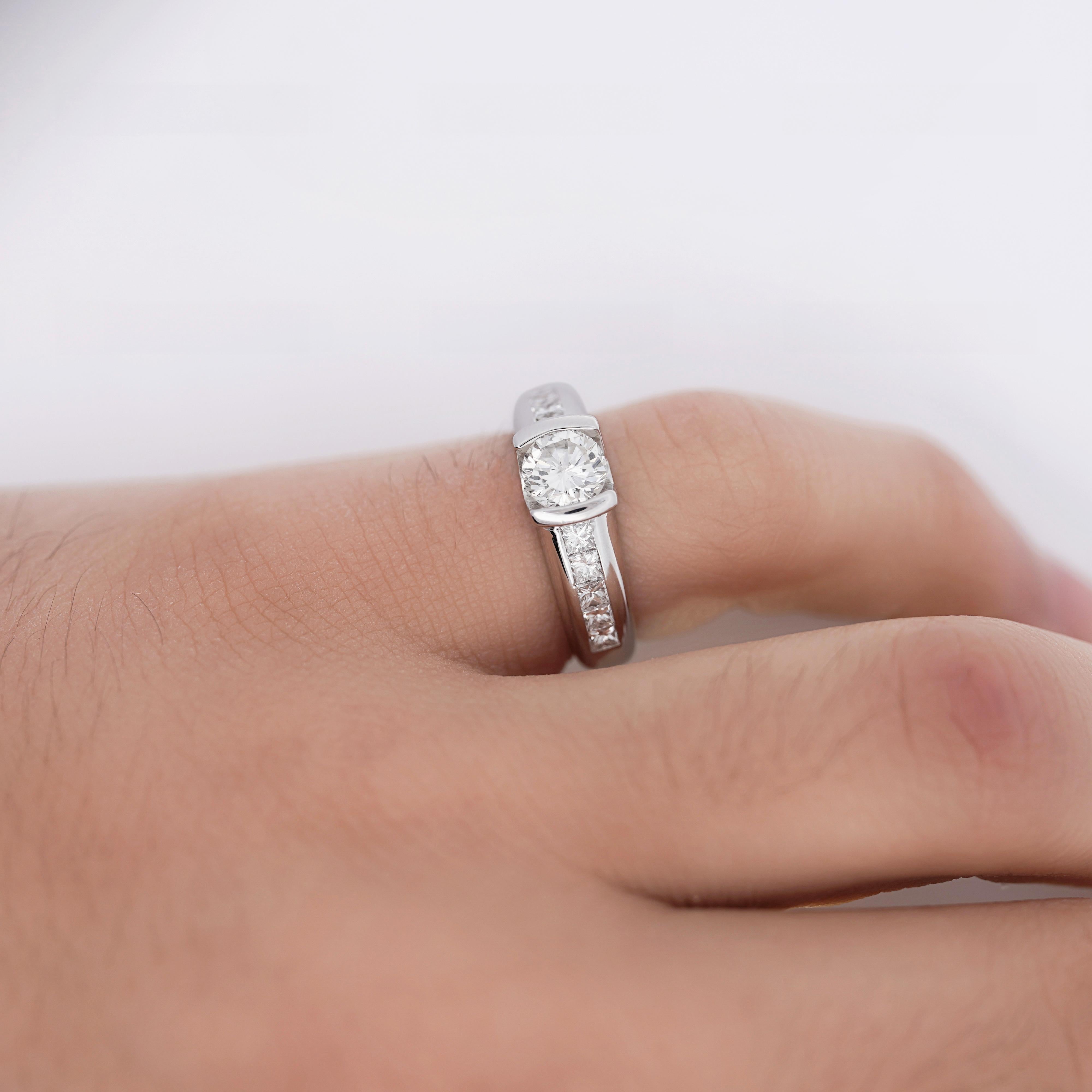 EGL Certified 1.65 Carat Round & Princess Diamond Platinum Channel Set Ring For Sale 7