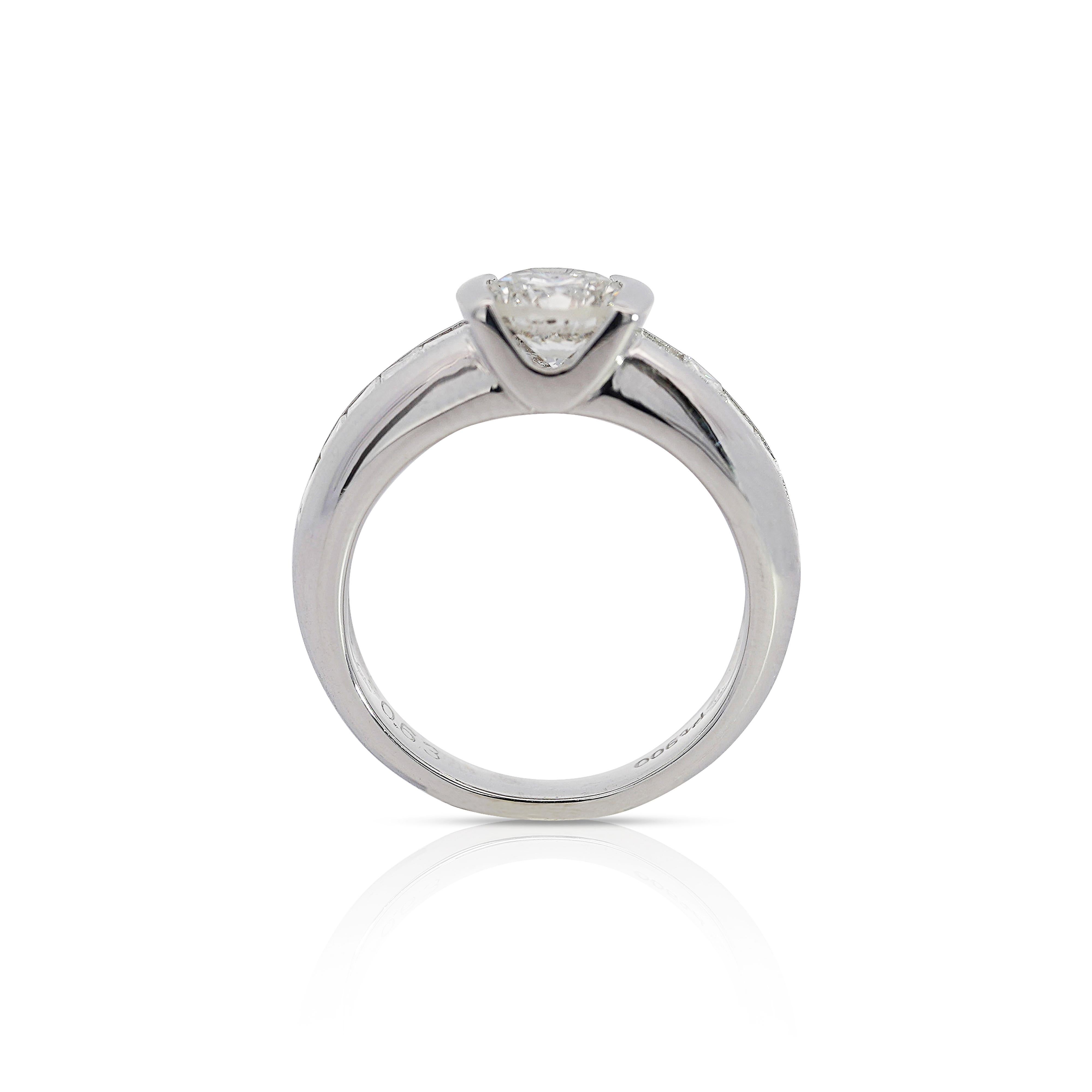 Women's EGL Certified 1.65 Carat Round & Princess Diamond Platinum Channel Set Ring For Sale