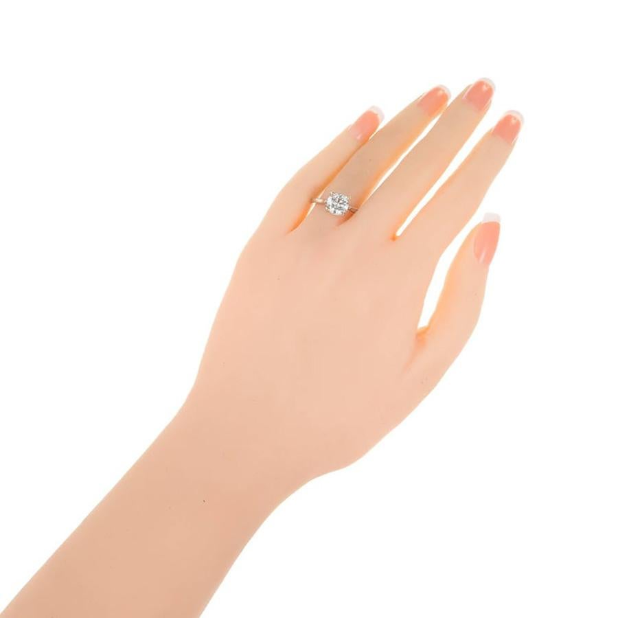 Bague de fiançailles solitaire en or avec diamant rond certifié EGL de 1,91 carat en vente 1