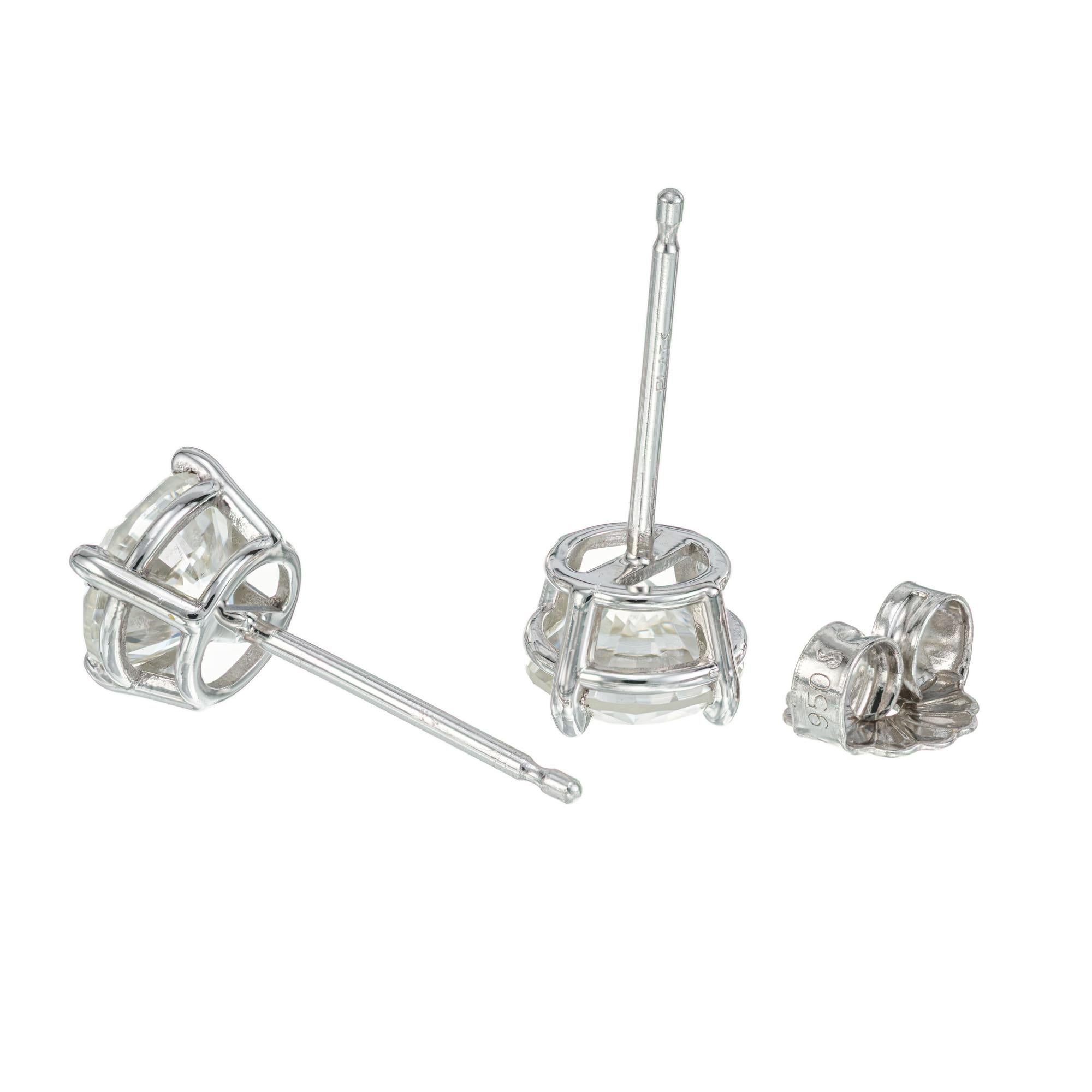 EGL Certified 2.02 Carat Platinum Stud Earrings In Good Condition For Sale In Stamford, CT