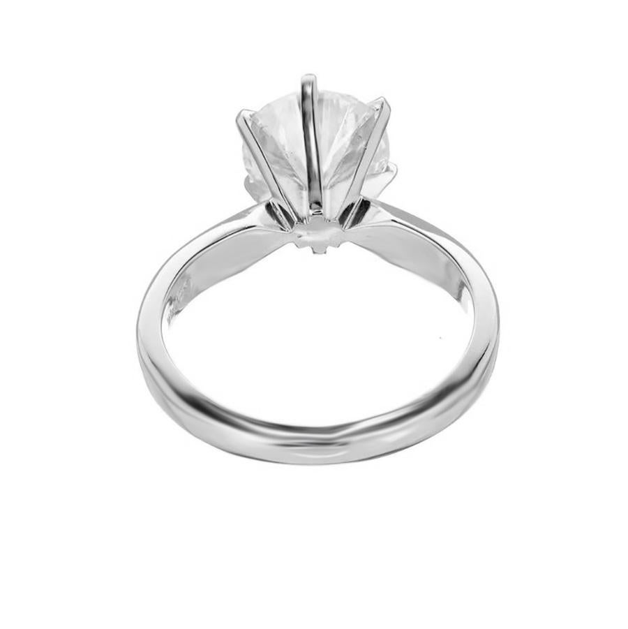 Bague de fiançailles solitaire en or blanc avec diamant de 2.13 carat, certifiée EGL en vente 1
