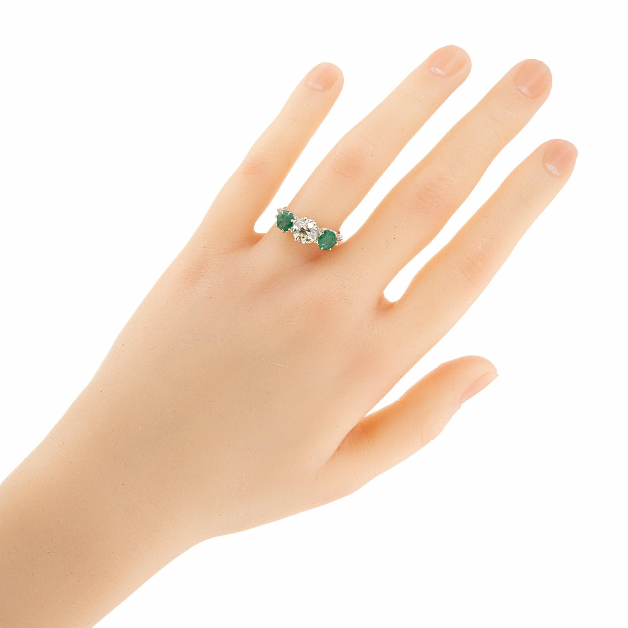 EGL Certified 2.69 Carat Diamond Emerald Art Deco Platinum Engagement Ring For Sale 2