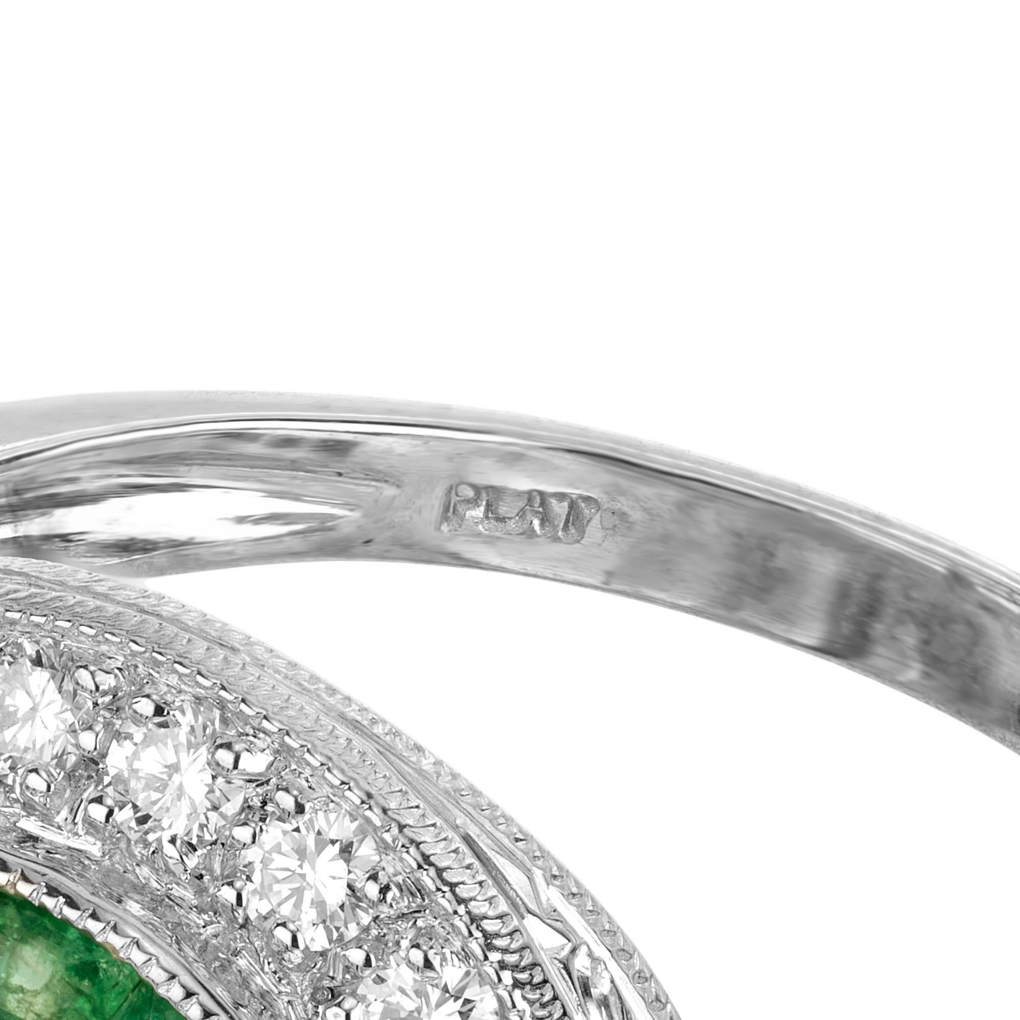 Anillo de compromiso de platino con diamante esmeralda halo redondo certificado EGL de 0,50 quilates en venta 2