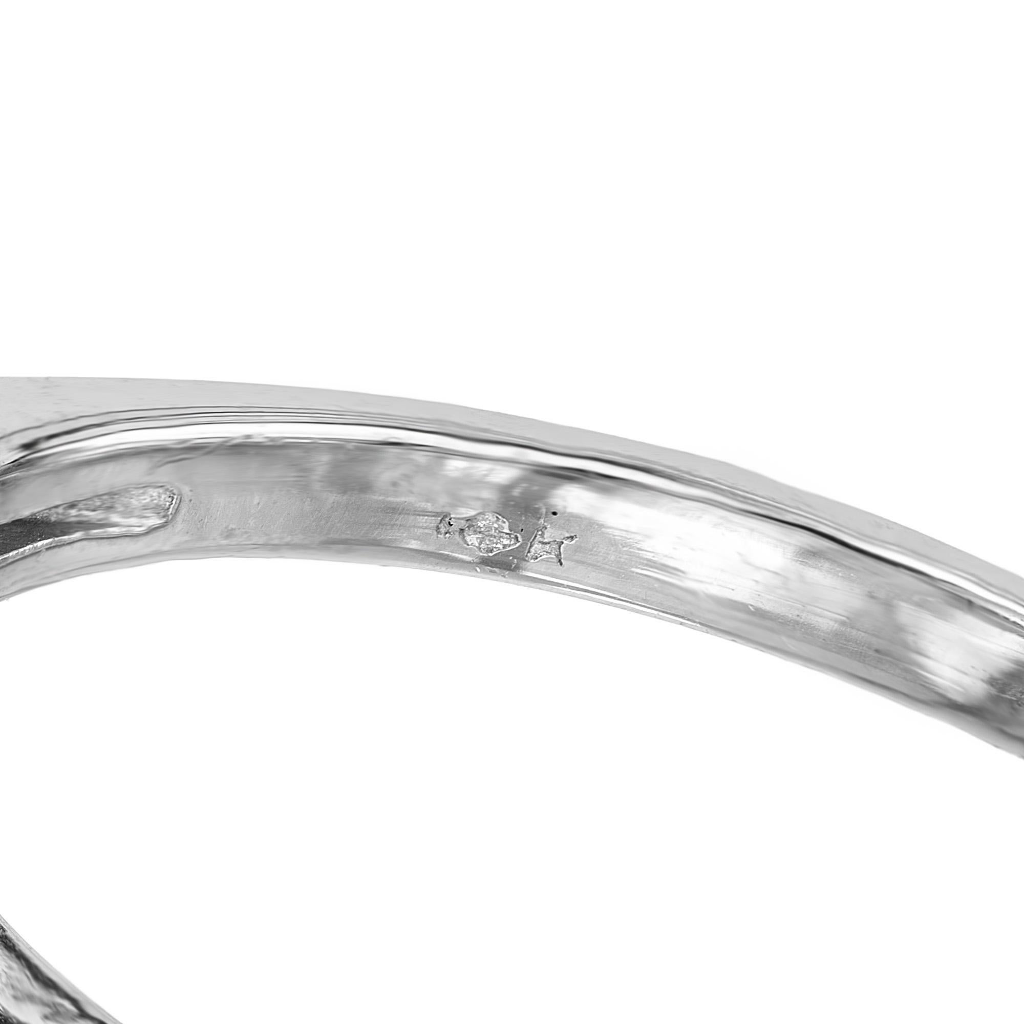 Bague de fiançailles en or blanc certifiée EGL et ornée d'un halo de diamants de 0,90 carat en vente 2