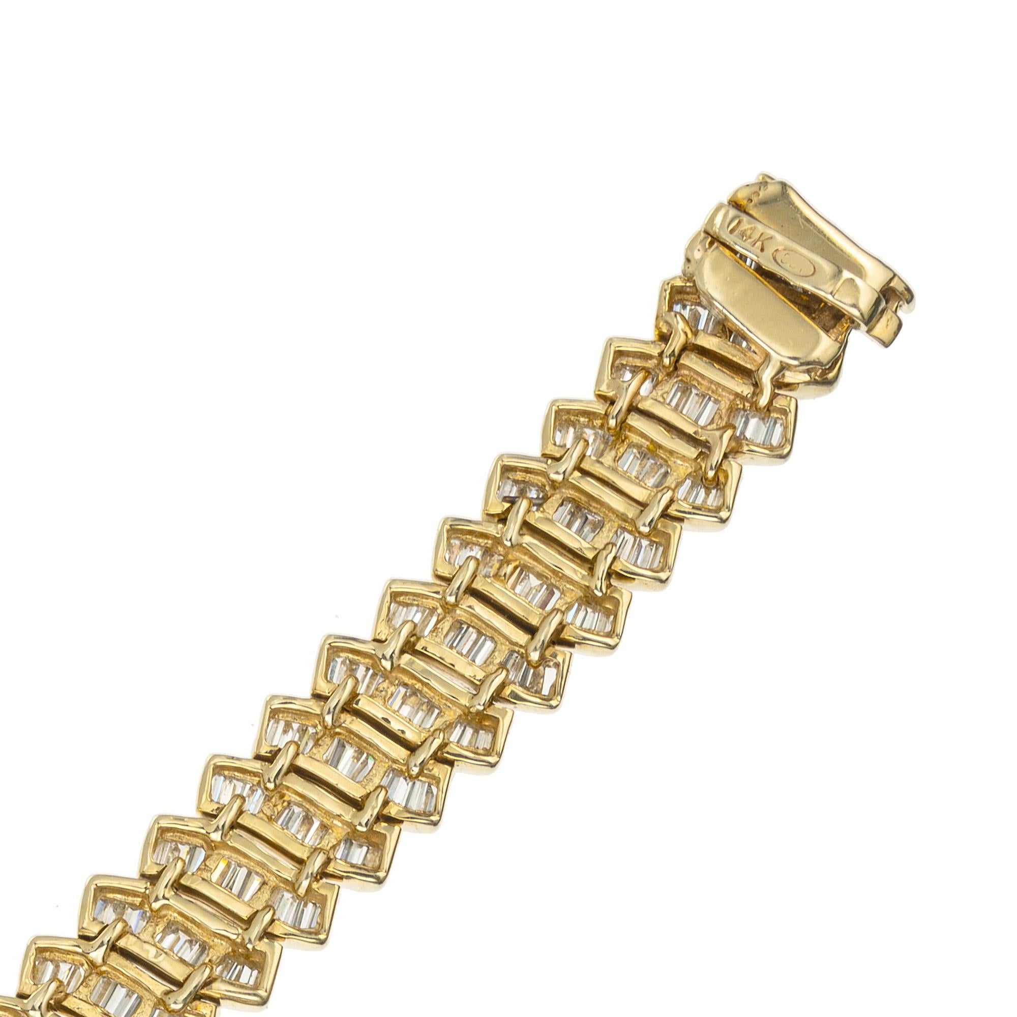 Donna Bracciale in oro giallo con diamante baguette certificato EGL da 9,10 carati in vendita