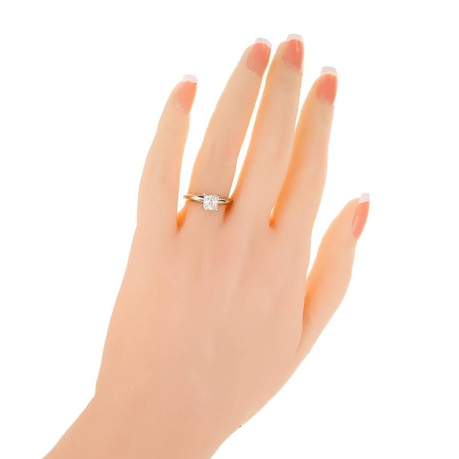 EGL-zertifizierter Verlobungsring, EGL-zertifizierter .94 Karat Diamant im Prinzessinnenschliff Solitär Gold im Angebot 4