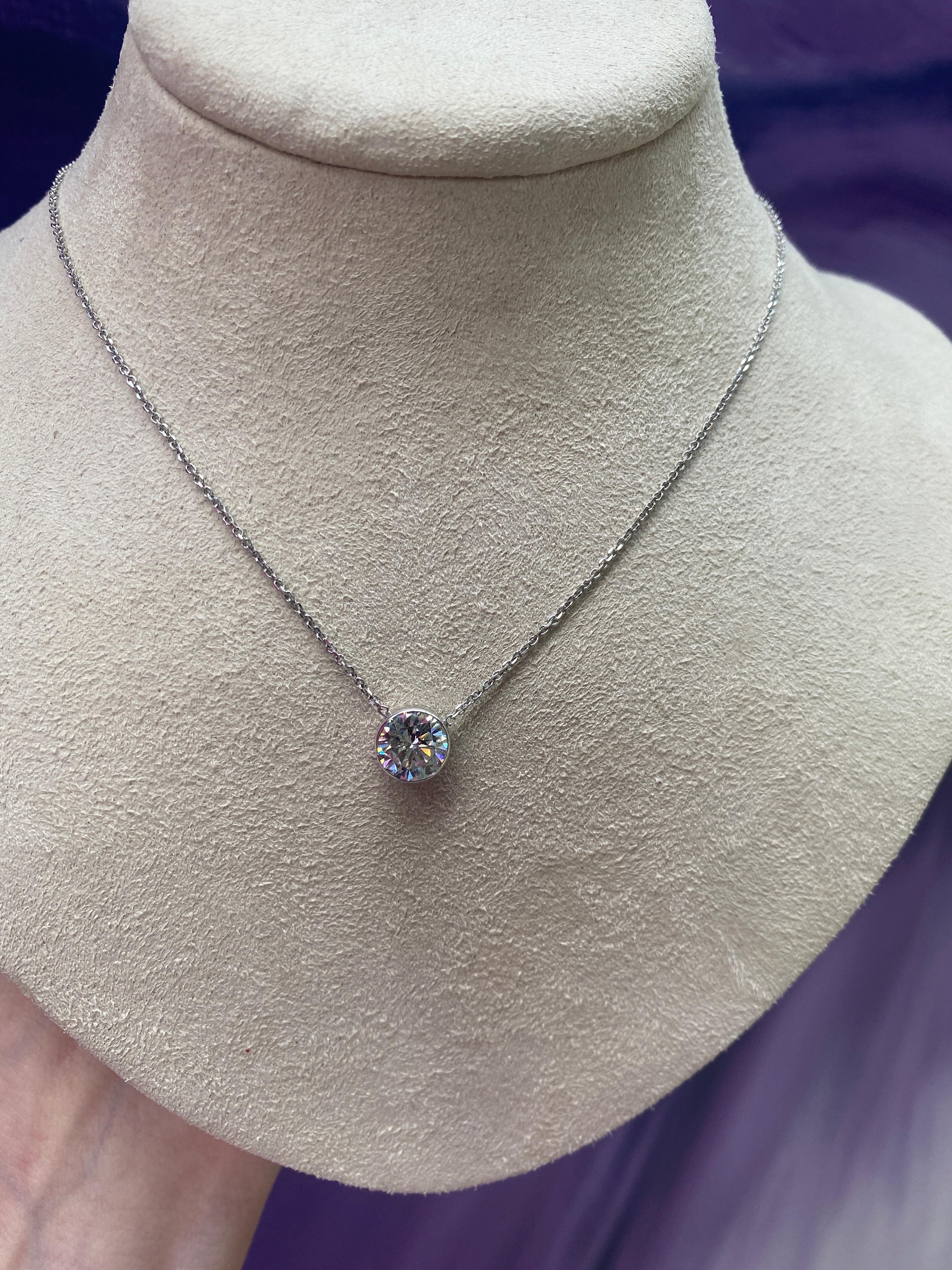 EGL Certified, E SI3, Round Bezel Set Solitaire Diamond Pendant Necklace For Sale 4