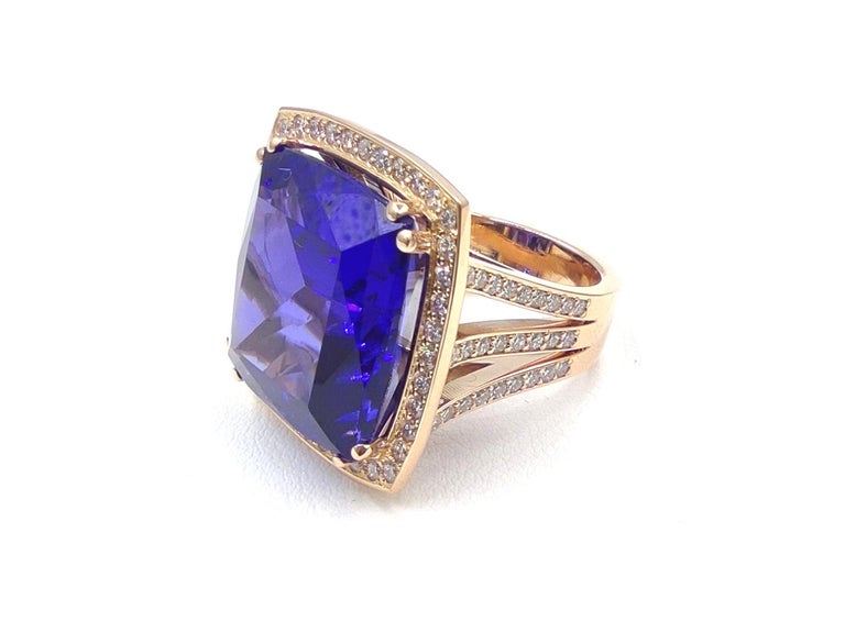 EXCEPTIONAL EGL Certified 21 Carat Blue Tanzanite 18 Carats Rose Gold Ring
