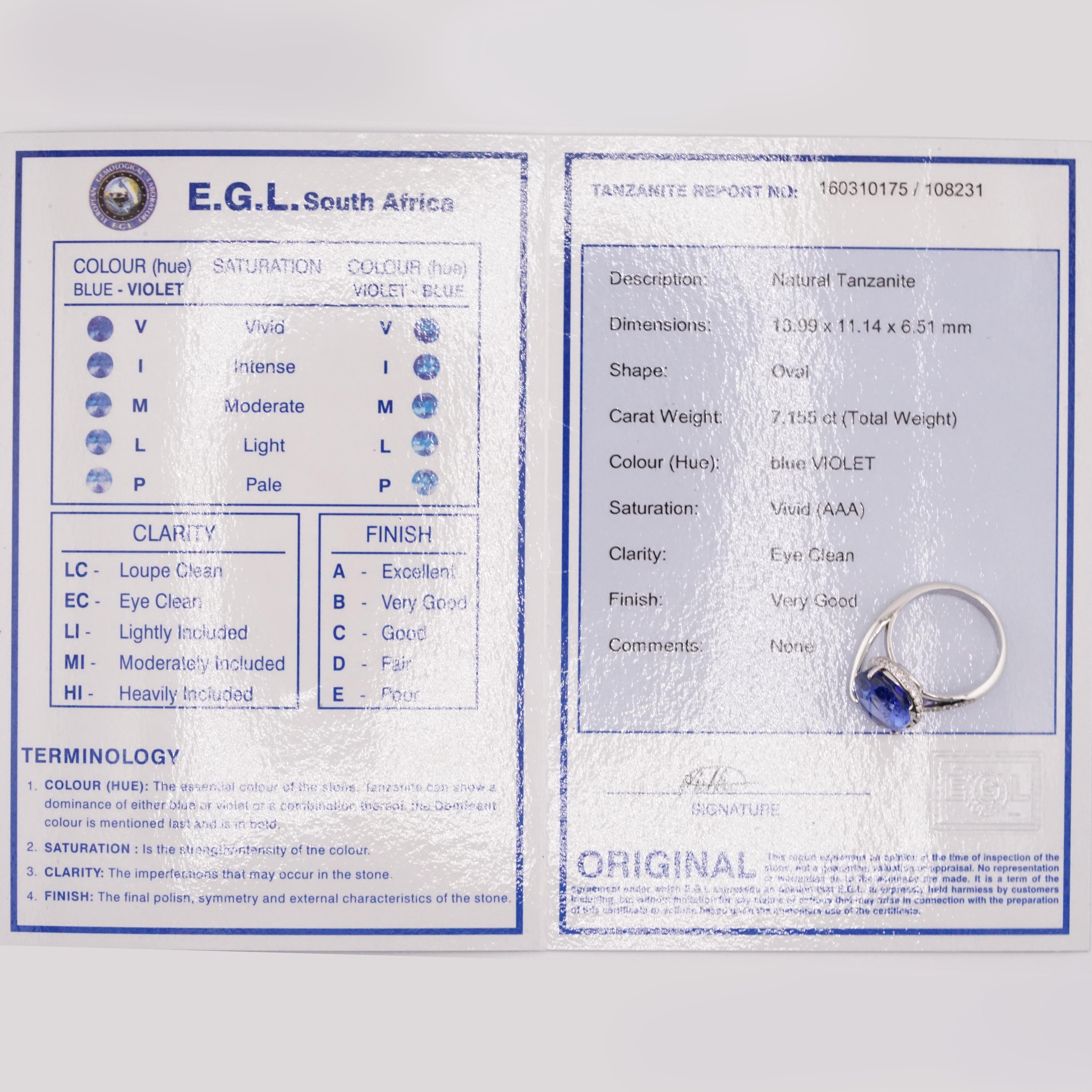 Women's EGL South Africa Certified 7 Carat Blue Violet Tanzanite 18 Carats Gold Ring For Sale