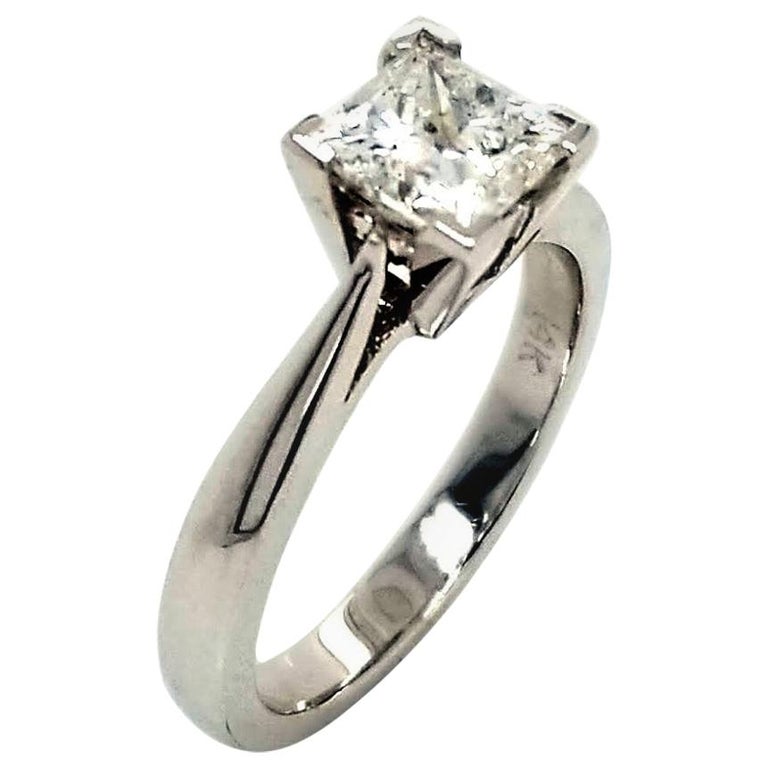 Bague de fiançailles solitaire en or 14 carats avec diamant taille  princesse EGL US 1,21 carat E/SI2 En vente sur 1stDibs