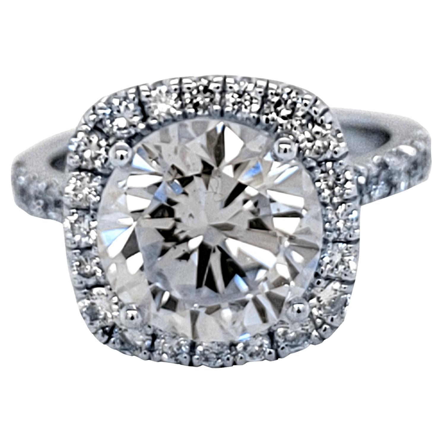 EGL US 3,87 carats I/SI1 Bague en or 18 carats sertie d'un diamant rond brillant serti en pavé avec halo