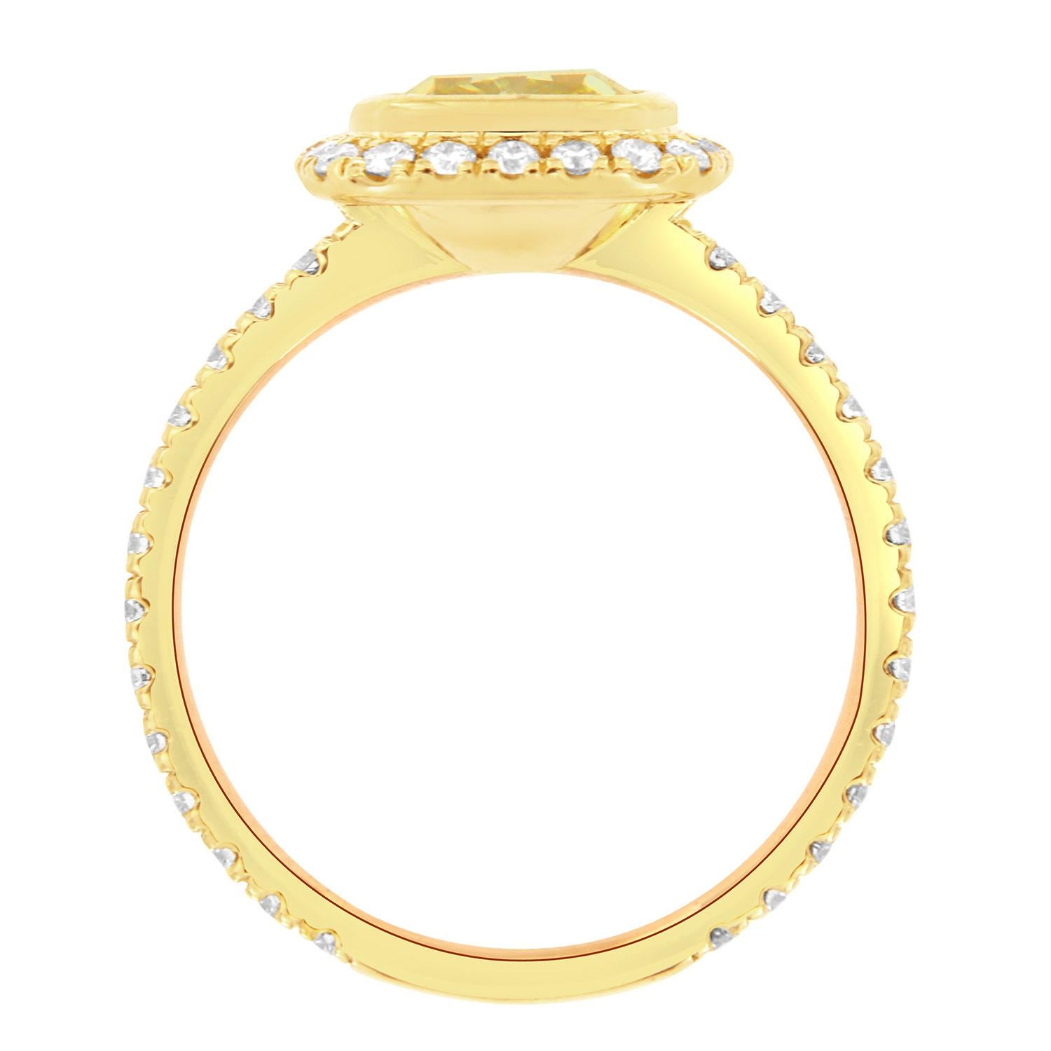EGL USA 1.52 Carat Elongated Cushion Yellow Diamond Halo 18K Yellow Gold Ring In New Condition For Sale In San Francisco, CA