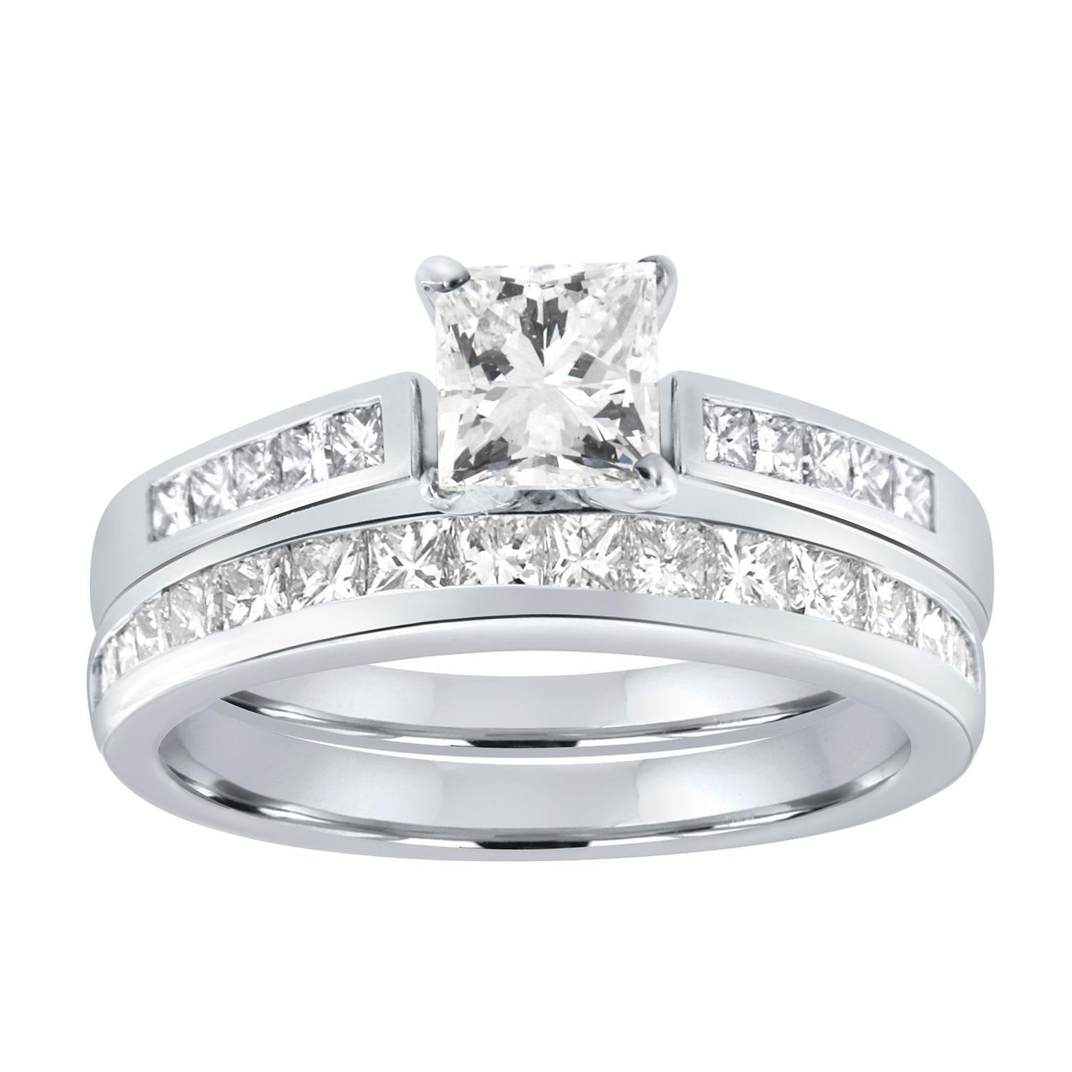 EGL USA Certified 0.71 Carat Princess Shape 18k White Gold Diamond Set For Sale
