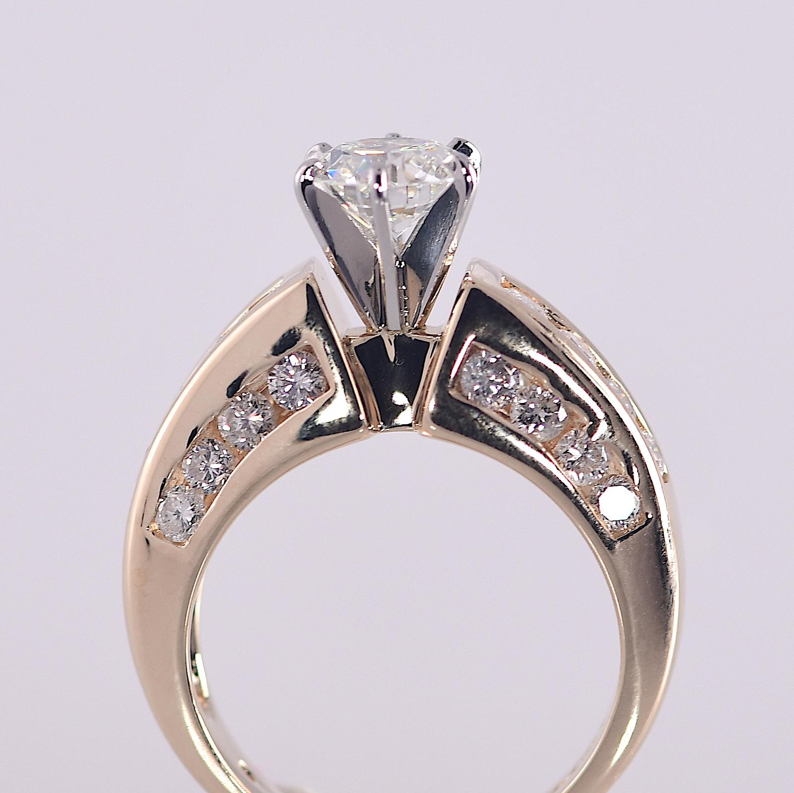 Modern EGL USA Certified VS1, I Diamond Ring, 1.0 Carat Centre 2.0 Carat Total