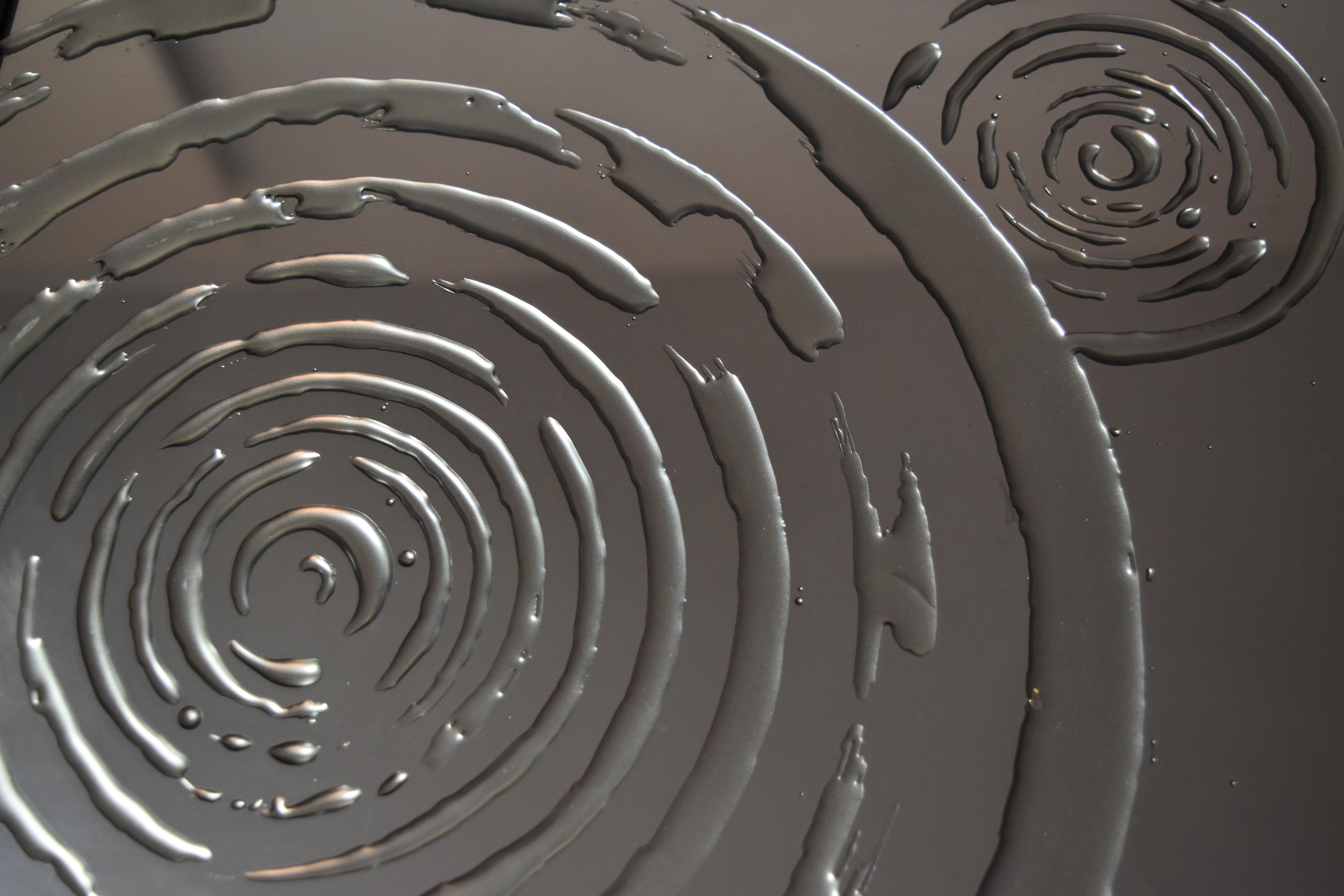 eglomised glass with butterfly and water ripples For Sale 5