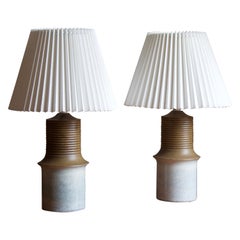 Ego Stengods:: lampes de table de grande taille:: grès:: tissu:: Suède:: années 1960