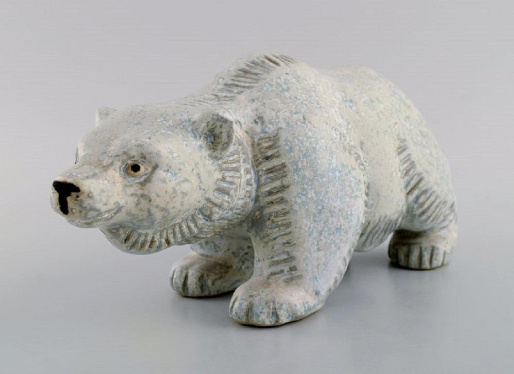 Ego Stengods, Sweden. Large polar bear in glazed stoneware. 1970s.
Measures: 28 x 12 cm.
In excellent condition.
Stamped.