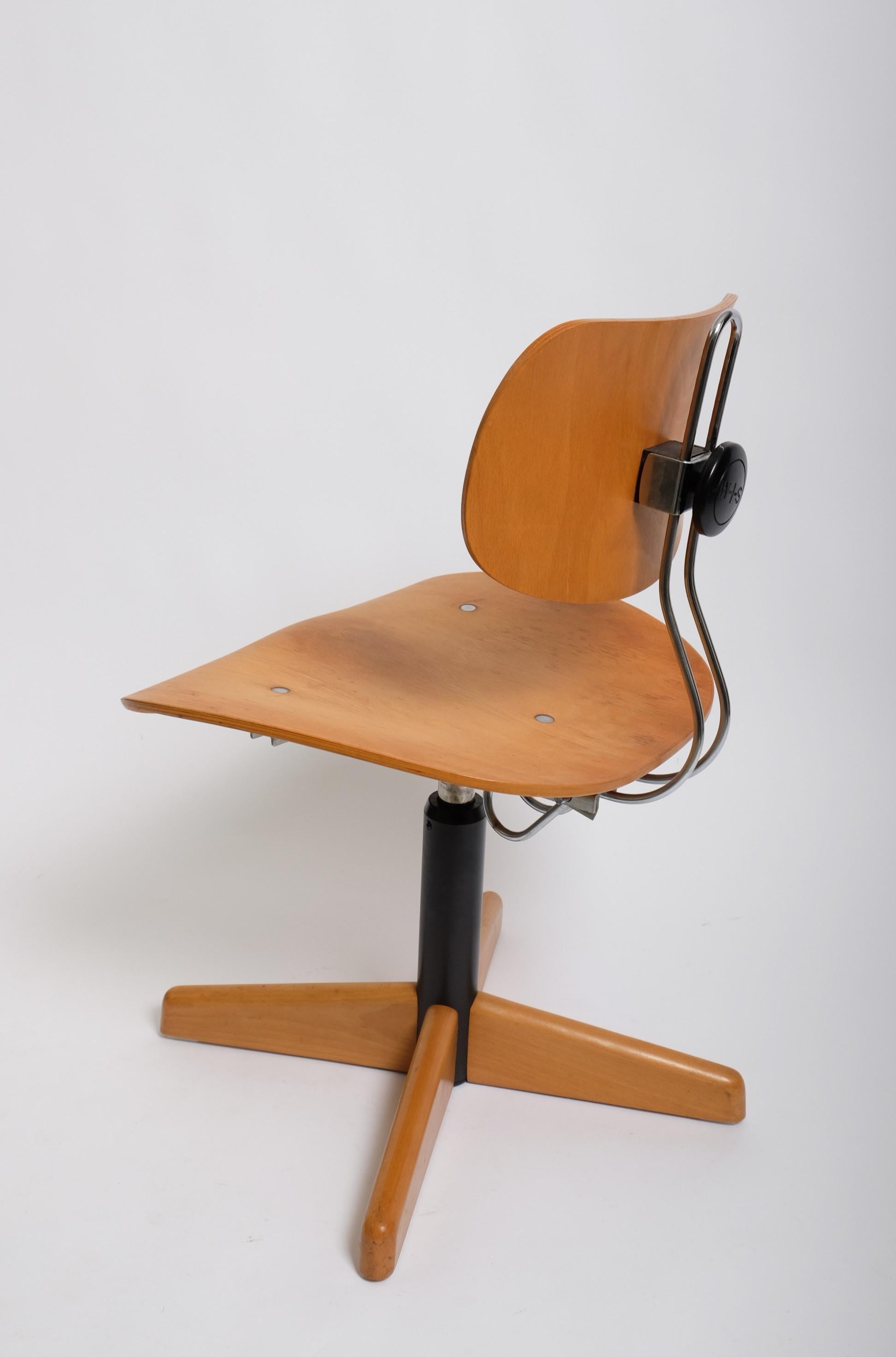Egon Eiermann Desk Chair SE40 for Wilde + Spieth, Germany 1950s For Sale 6