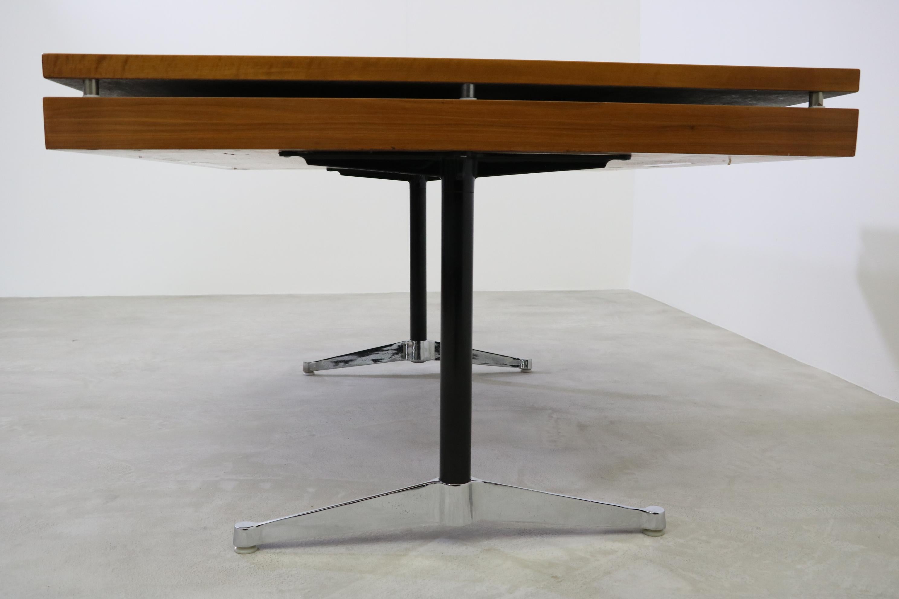 Egon Eiermann Desk Produced by Herman Miller, Germany, 1968 In Good Condition For Sale In Köln, NRW