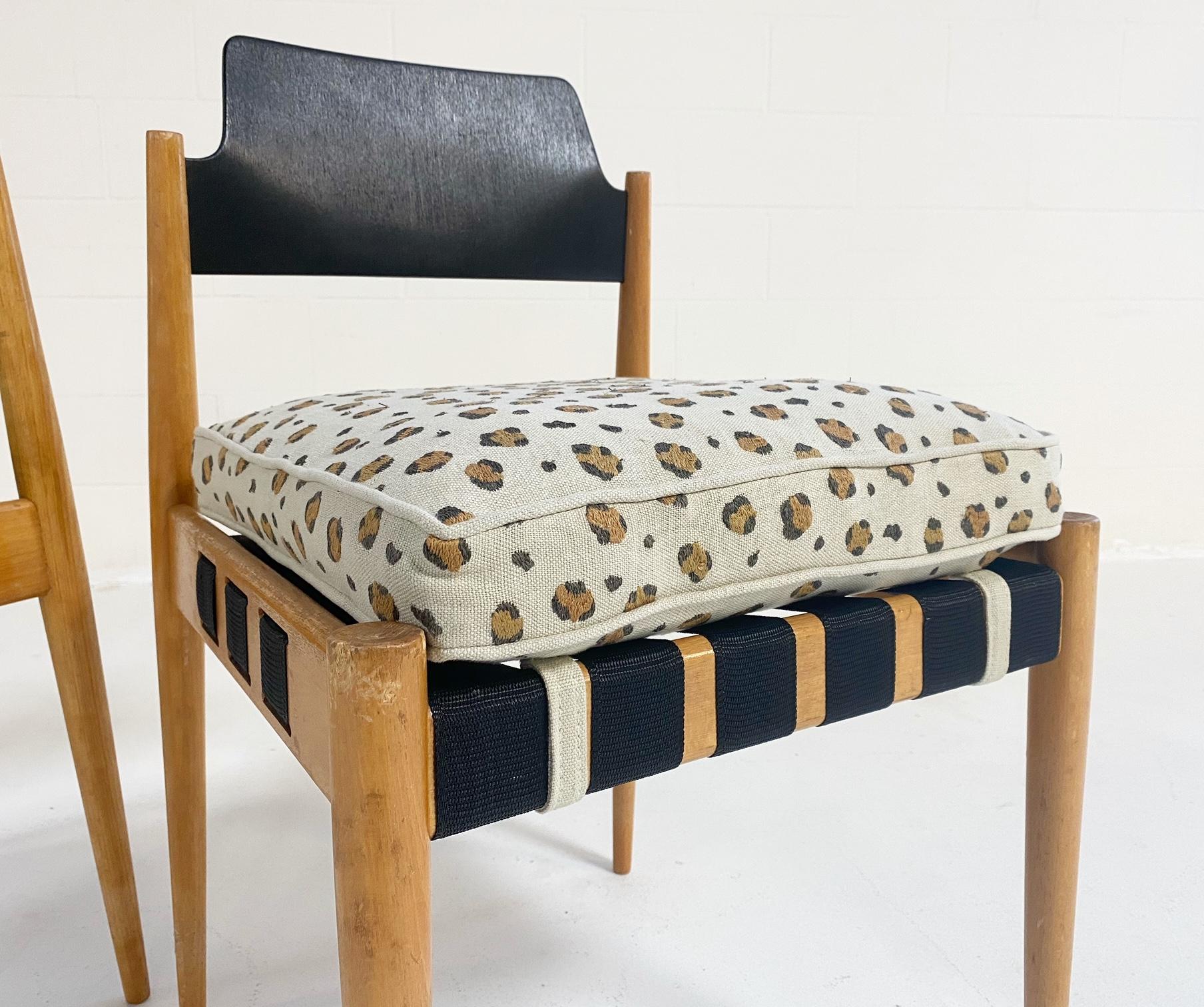 Mid-Century Modern Egon Eiermann SE 120 Chairs with Custom Cushions in Chelsea Textiles, Pair