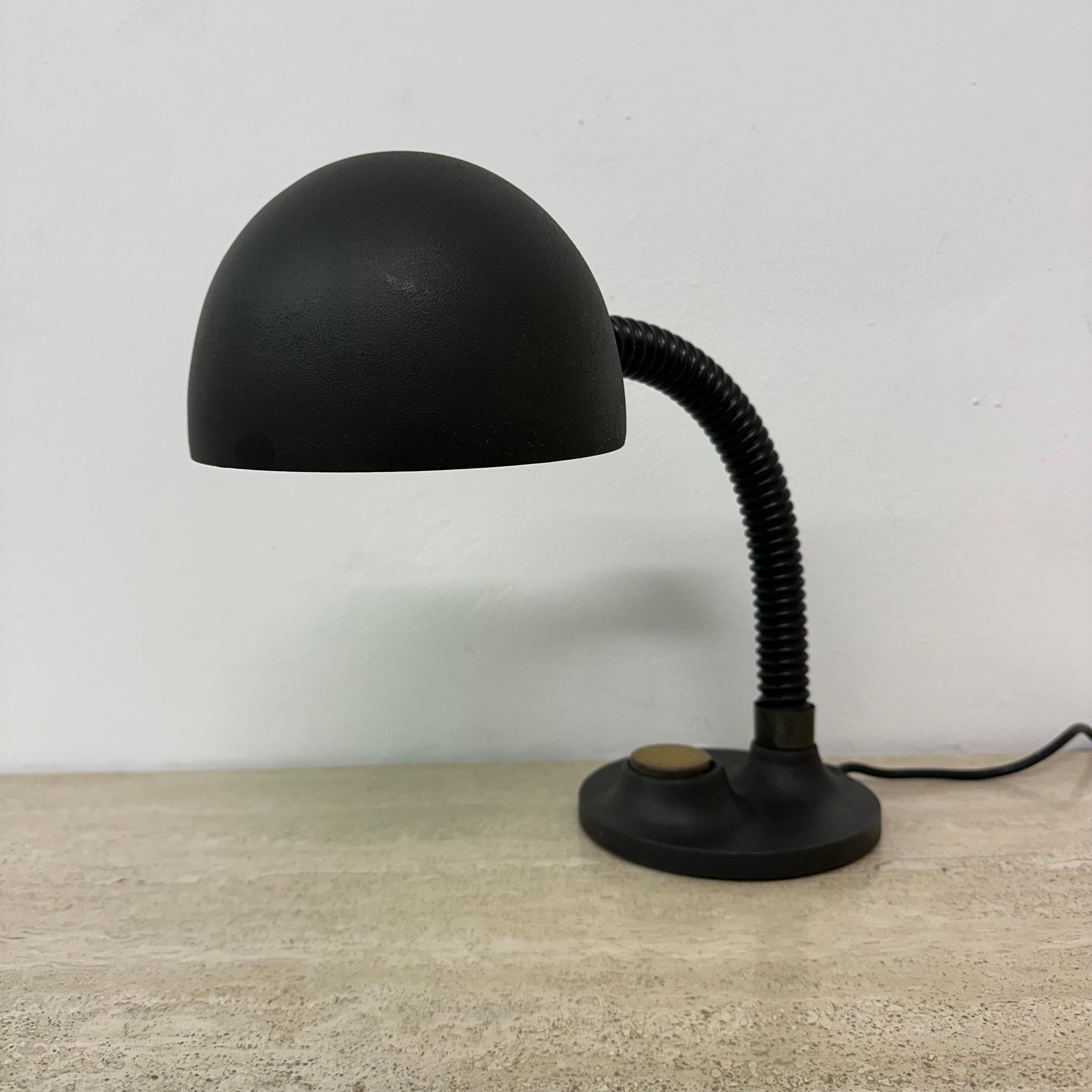 Egon Hillebrand Schreibtischlampe, 1970er Jahre im Zustand „Gut“ im Angebot in Delft, NL