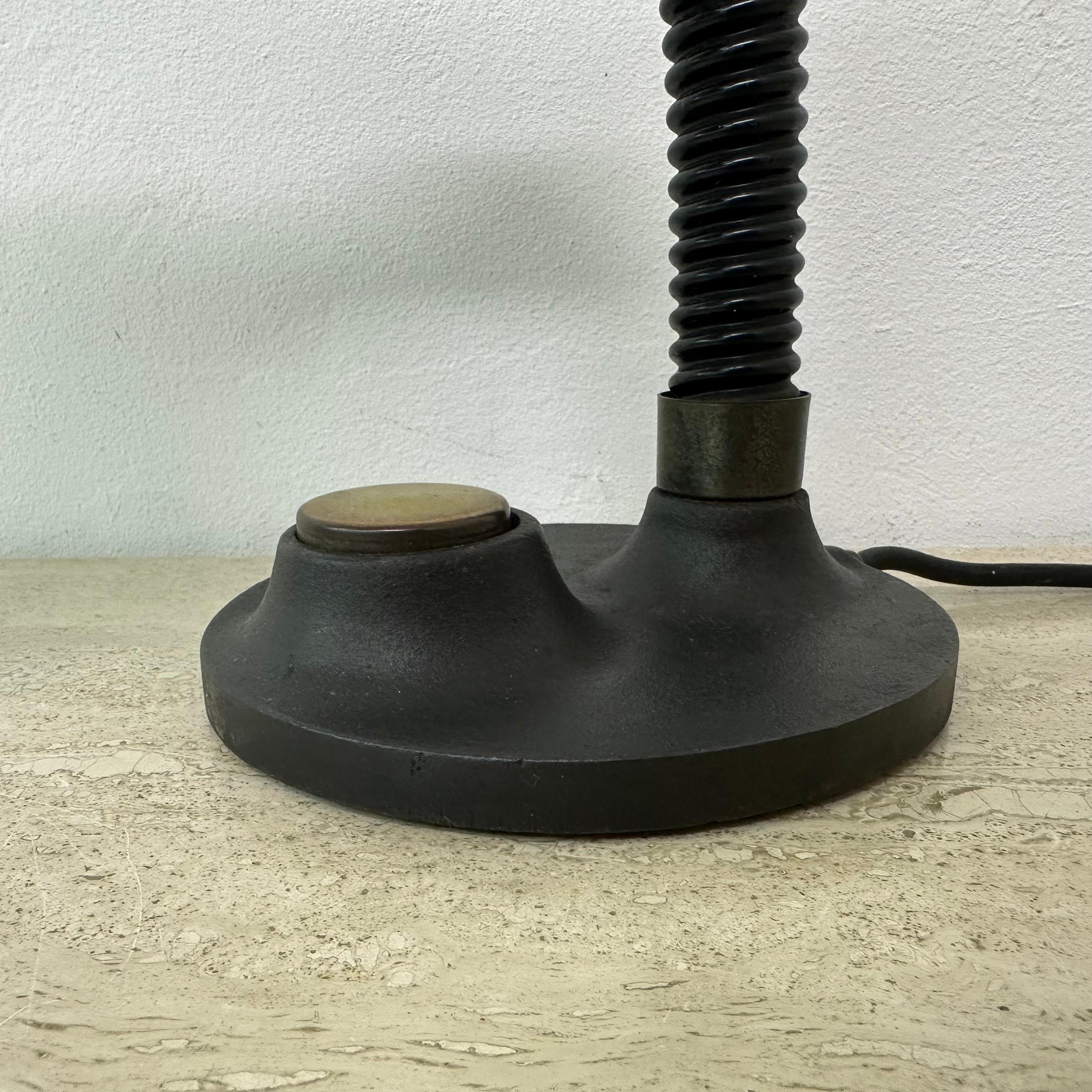 Egon Hillebrand Schreibtischlampe, 1970er Jahre (Ende des 20. Jahrhunderts) im Angebot