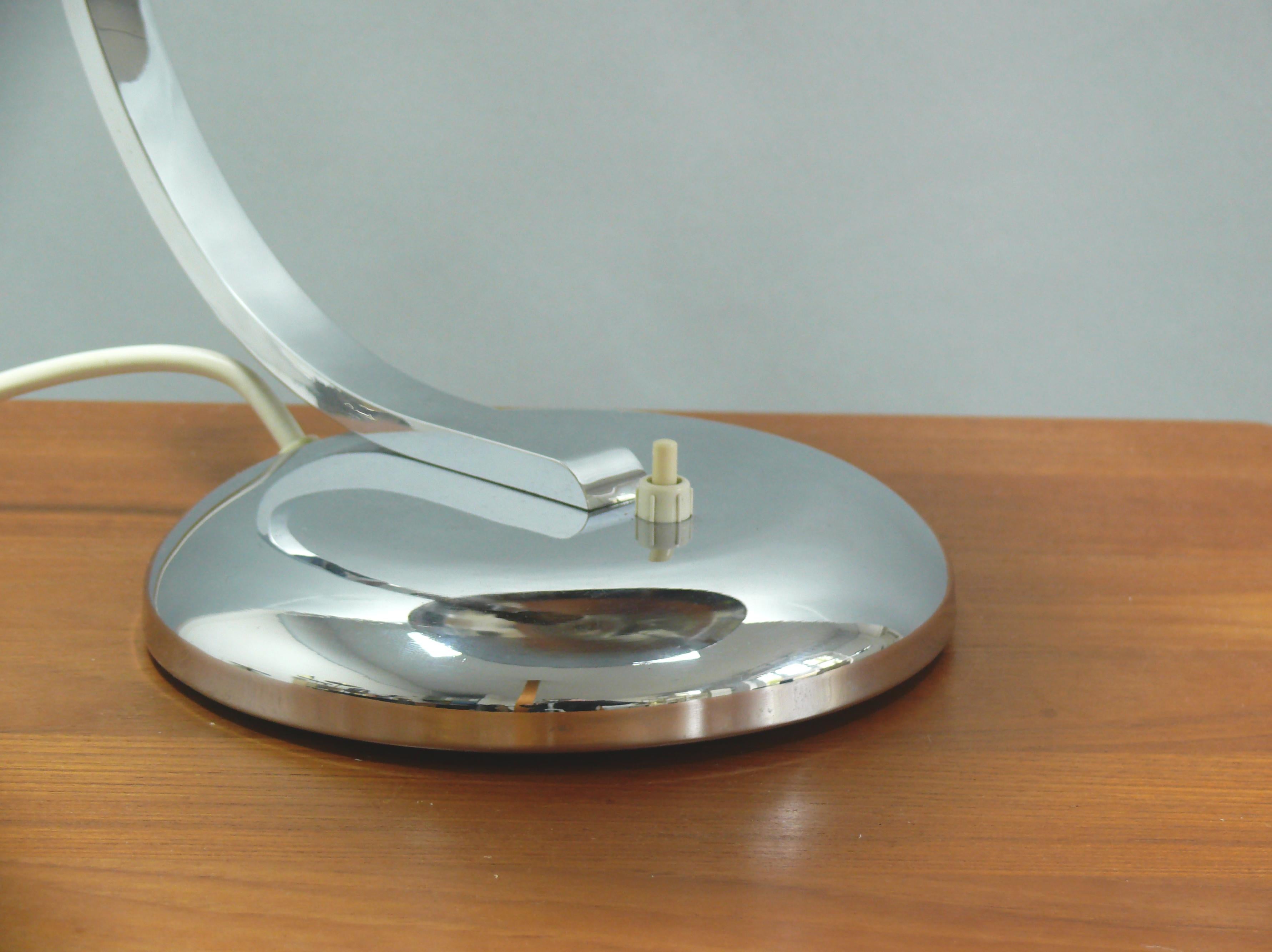 Egon Hillebrand Lámpara de sobremesa - Lámpara de escritorio Bauhaus - 'Gleibo', Alemania, años 30 en venta 4