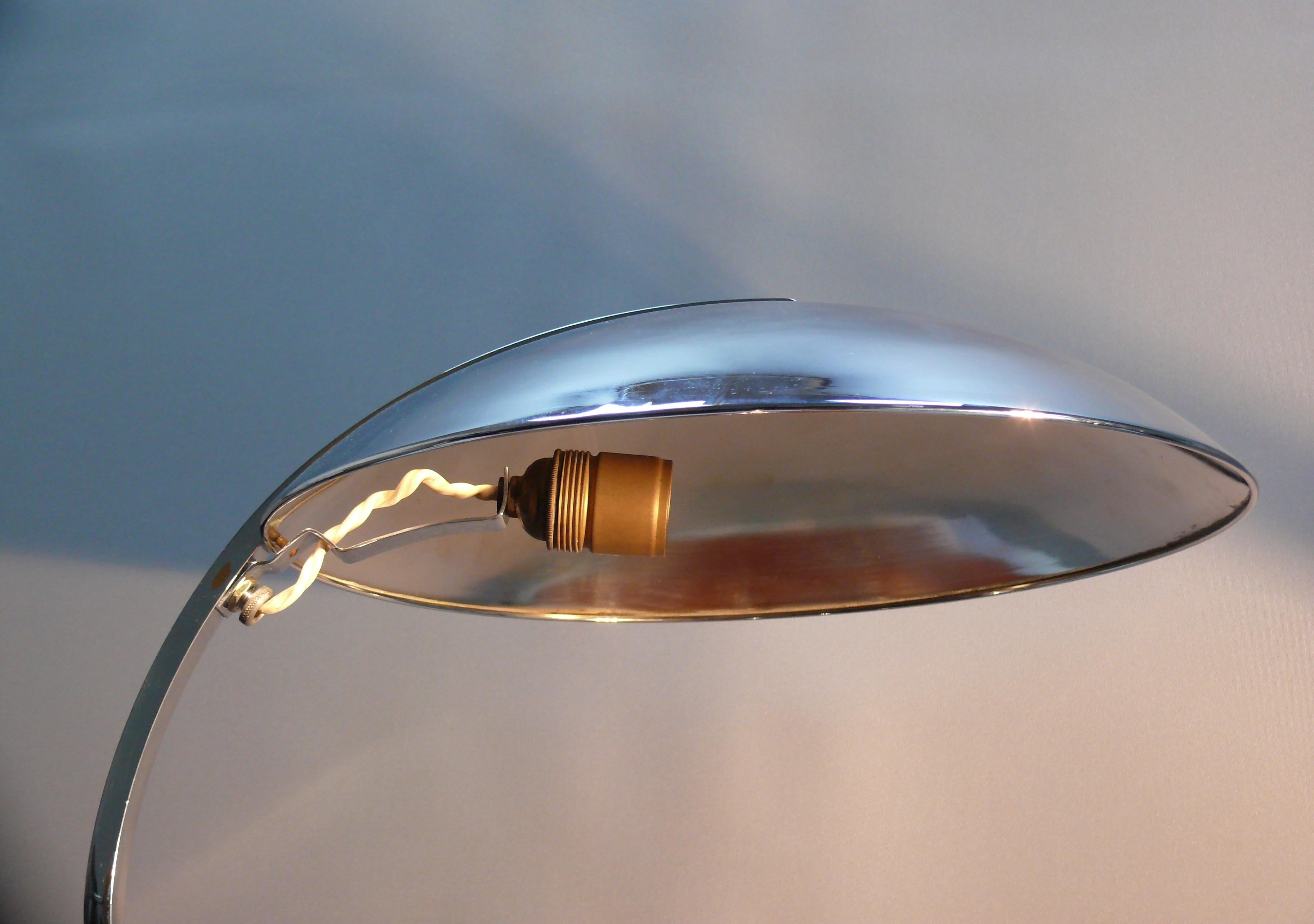 Egon Hillebrand Lámpara de sobremesa - Lámpara de escritorio Bauhaus - 'Gleibo', Alemania, años 30 Metal en venta