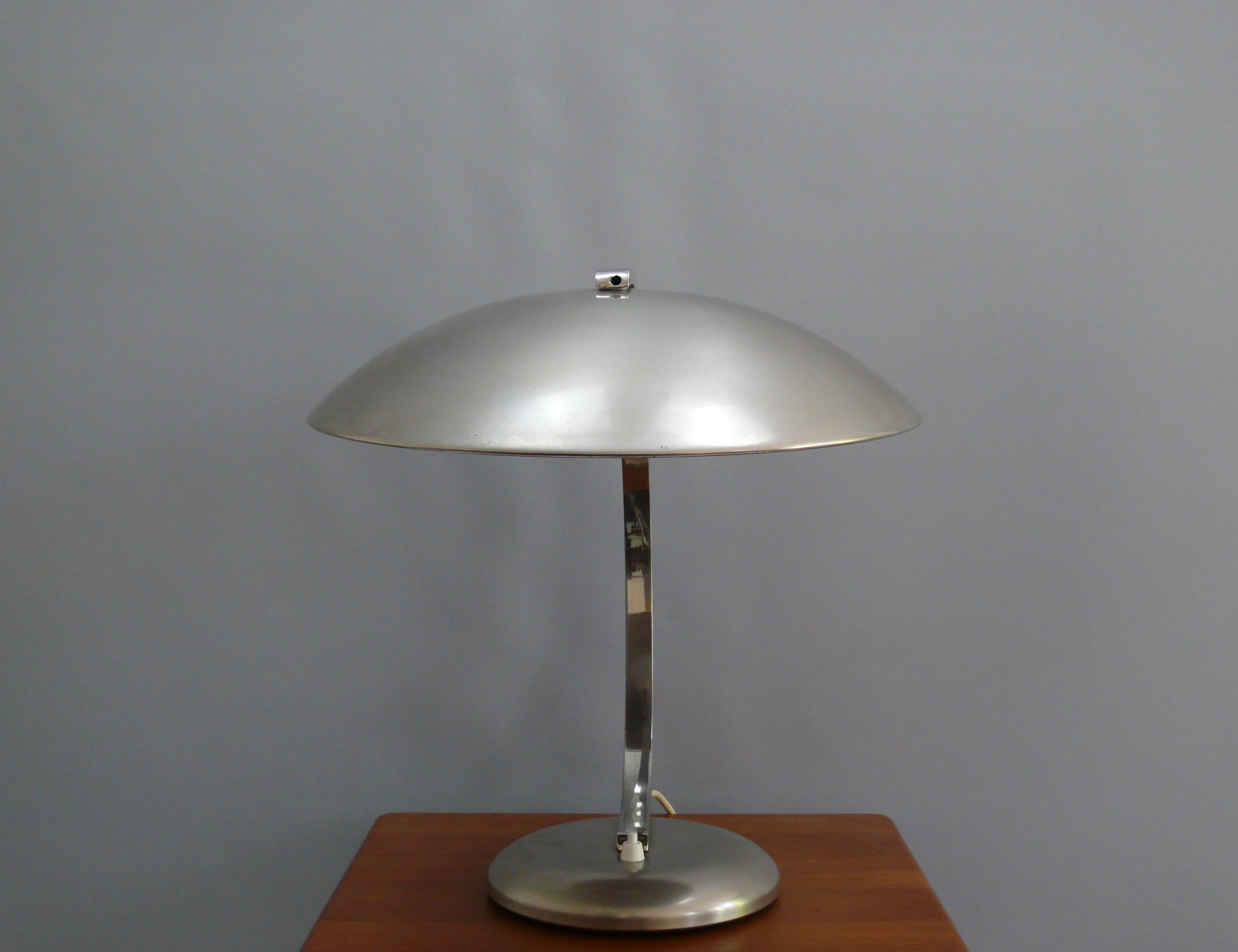 Egon Hillebrand Table Lamp - Bauhaus Desk Lamp - 'Gleibo', Germany, 1940s In Good Condition In Schwerin, MV