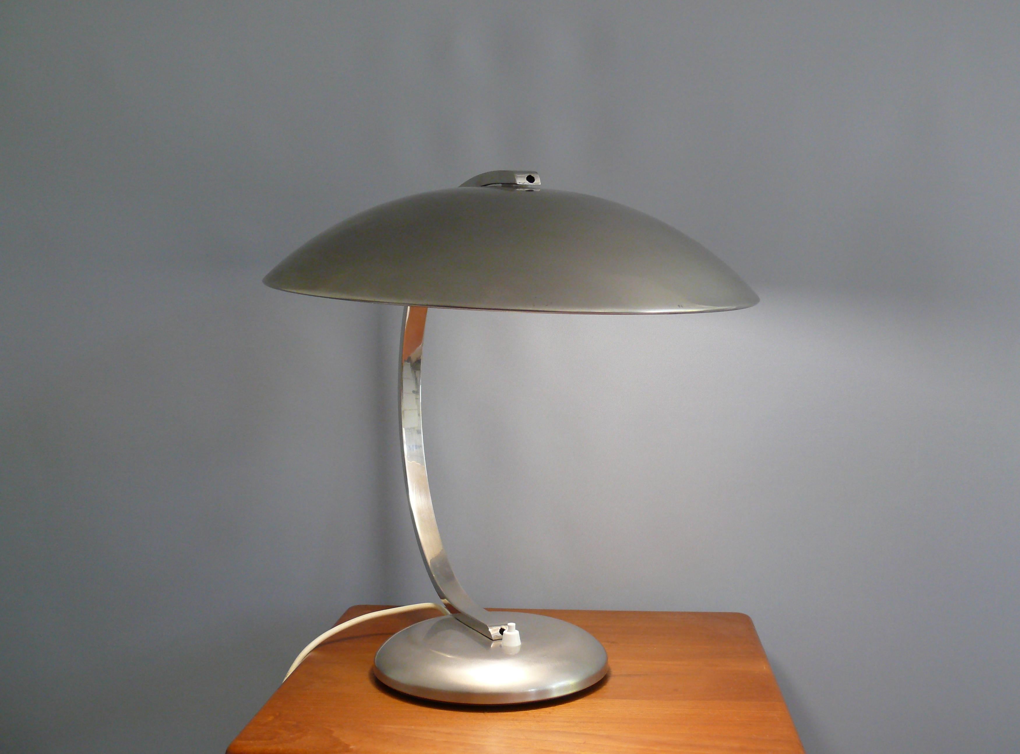 Mid-20th Century Egon Hillebrand Table Lamp - Bauhaus Desk Lamp - 'Gleibo', Germany, 1940s