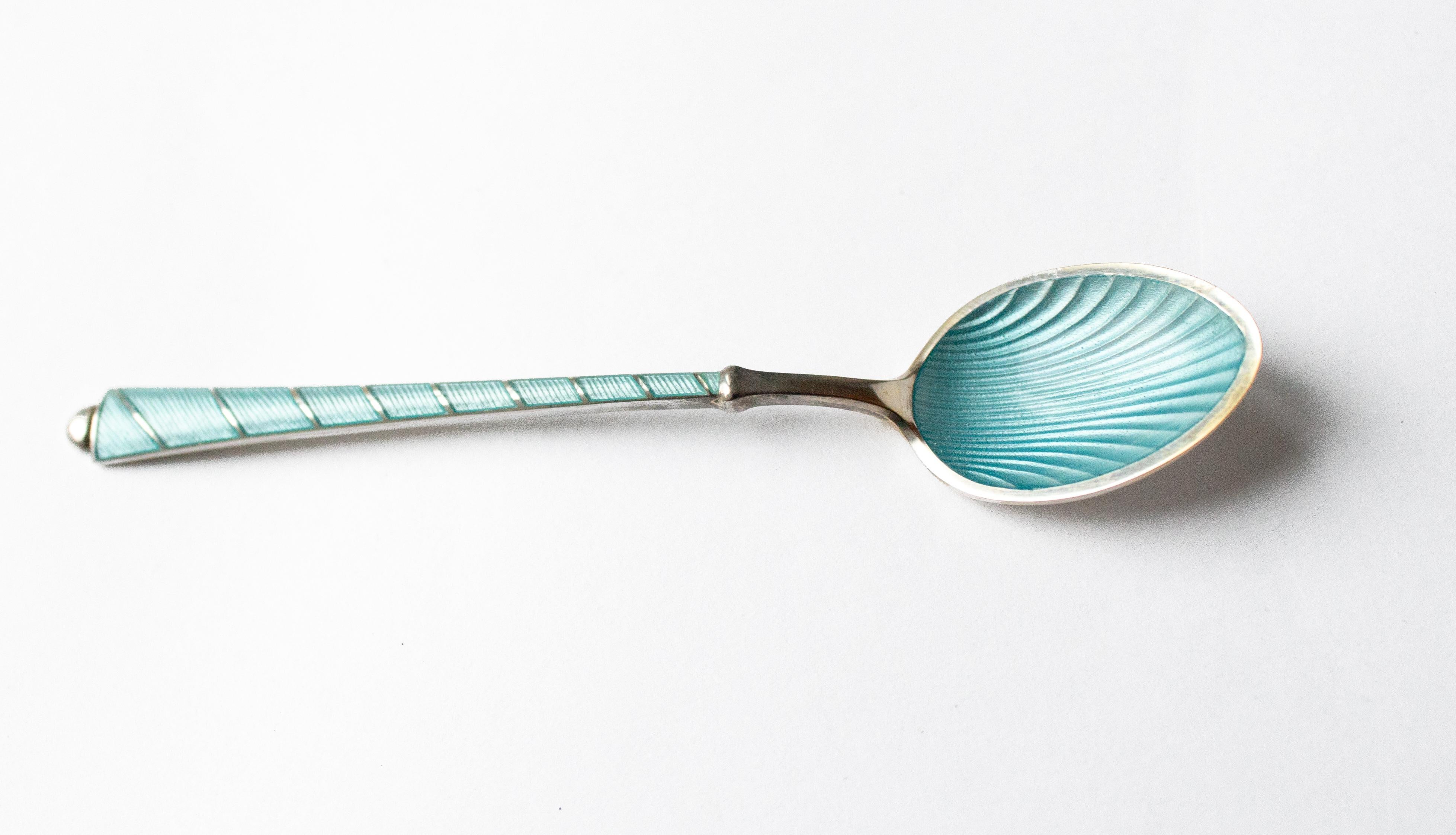 Egon Lauridsen ELA Dinamarca Cucharas Demitasse de esmalte de plata dorada Juego de 6 en caja Silver en venta