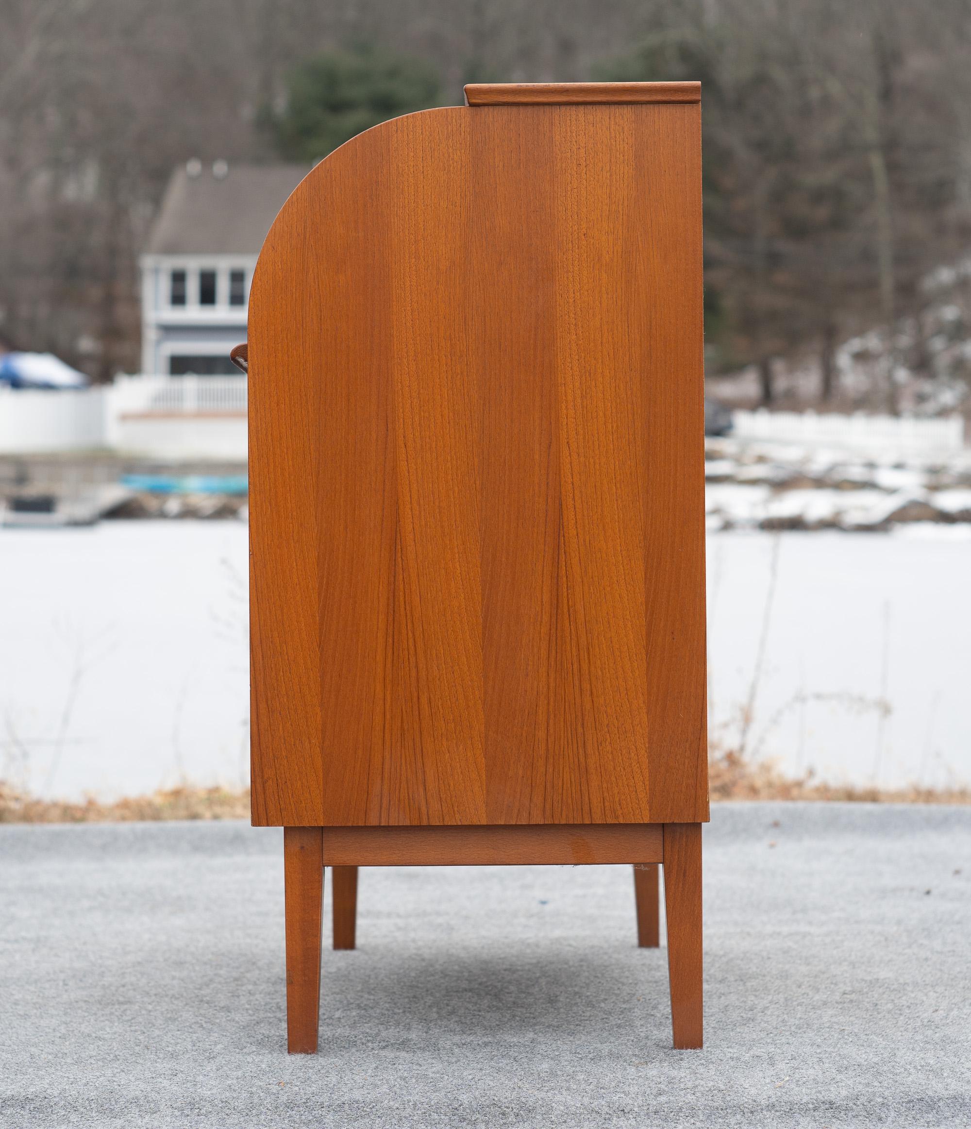 Egon Ostergaard for SMI Sweden Bookmatched Teak Roll Top Desk or Secretary For Sale 2
