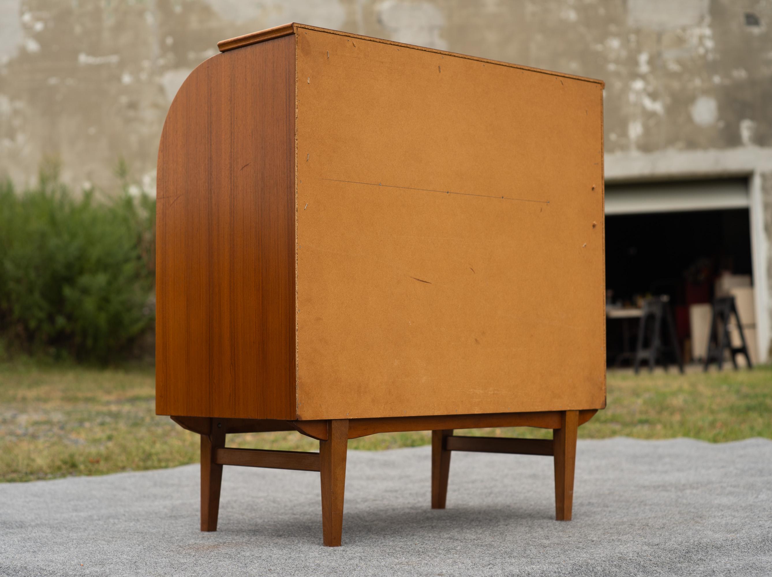 Egon Ostergaard for SMI Sweden Bookmatched Teak Roll Top Desk or Secretary For Sale 8