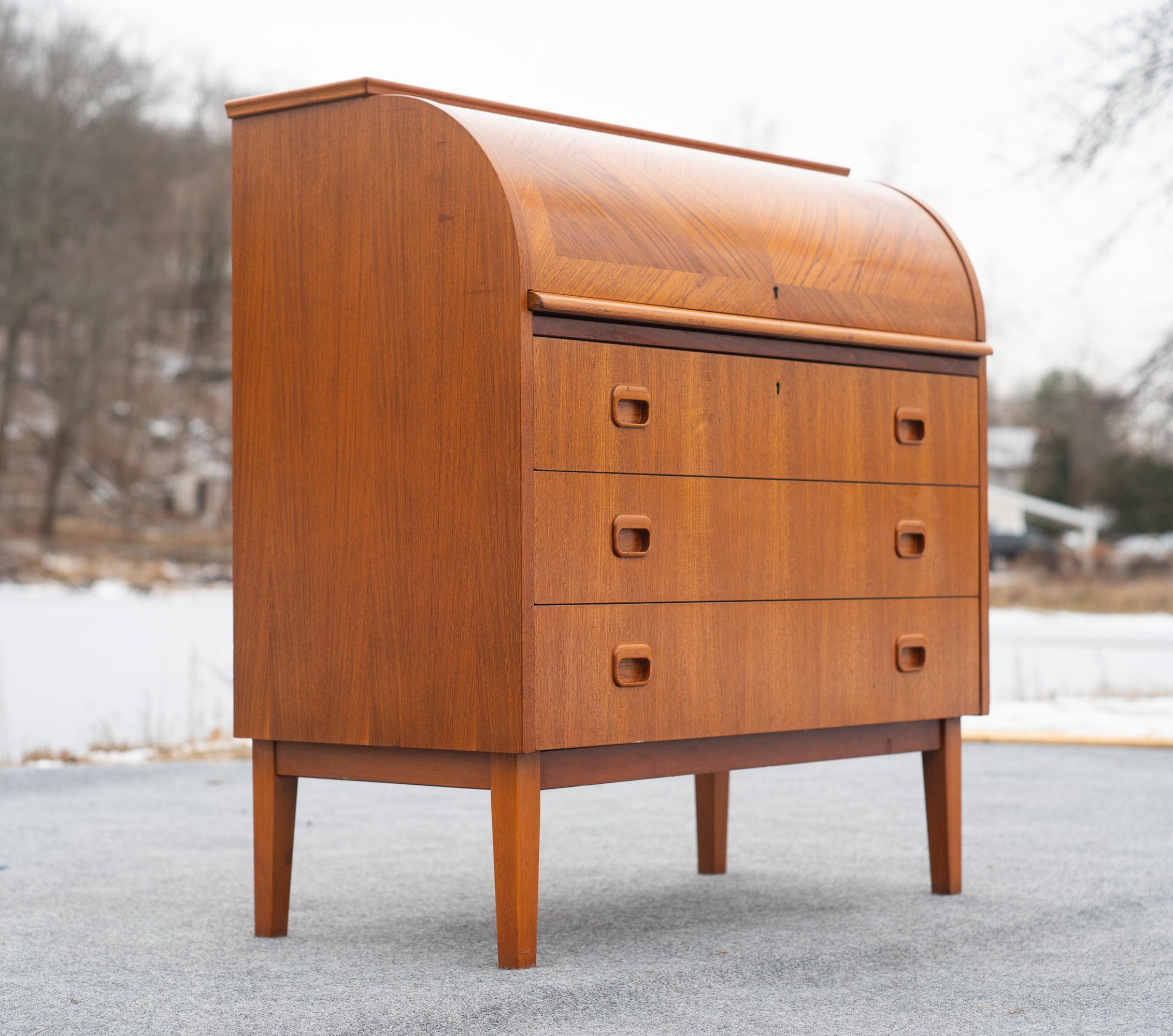 Danish Egon Ostergaard for SMI Sweden Bookmatched Teak Roll Top Desk or Secretary For Sale