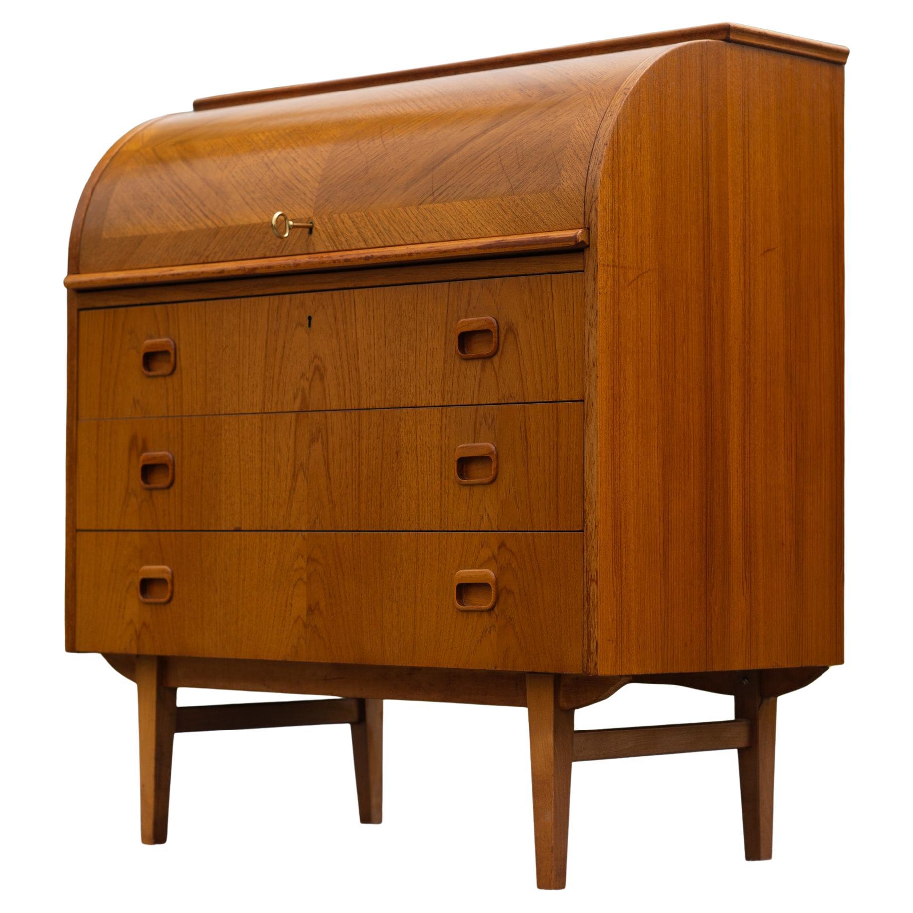 Egon Ostergaard for SMI Sweden Bookmatched Teak Roll Top Desk or Secretary For Sale