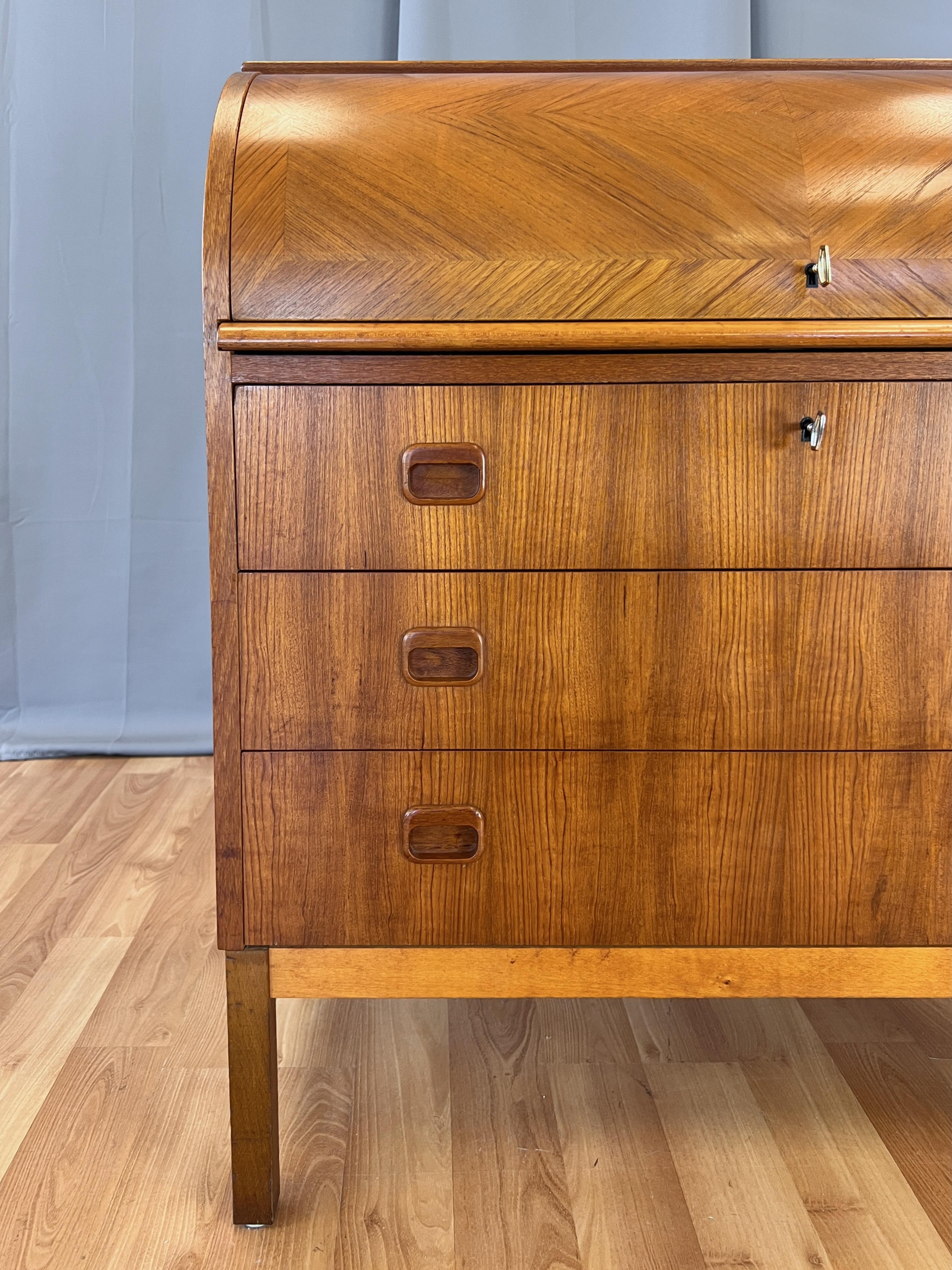 Bureau de secrétaire en teck Egon Ostergaard pour Svensk Mobelindustri, années 1960 3
