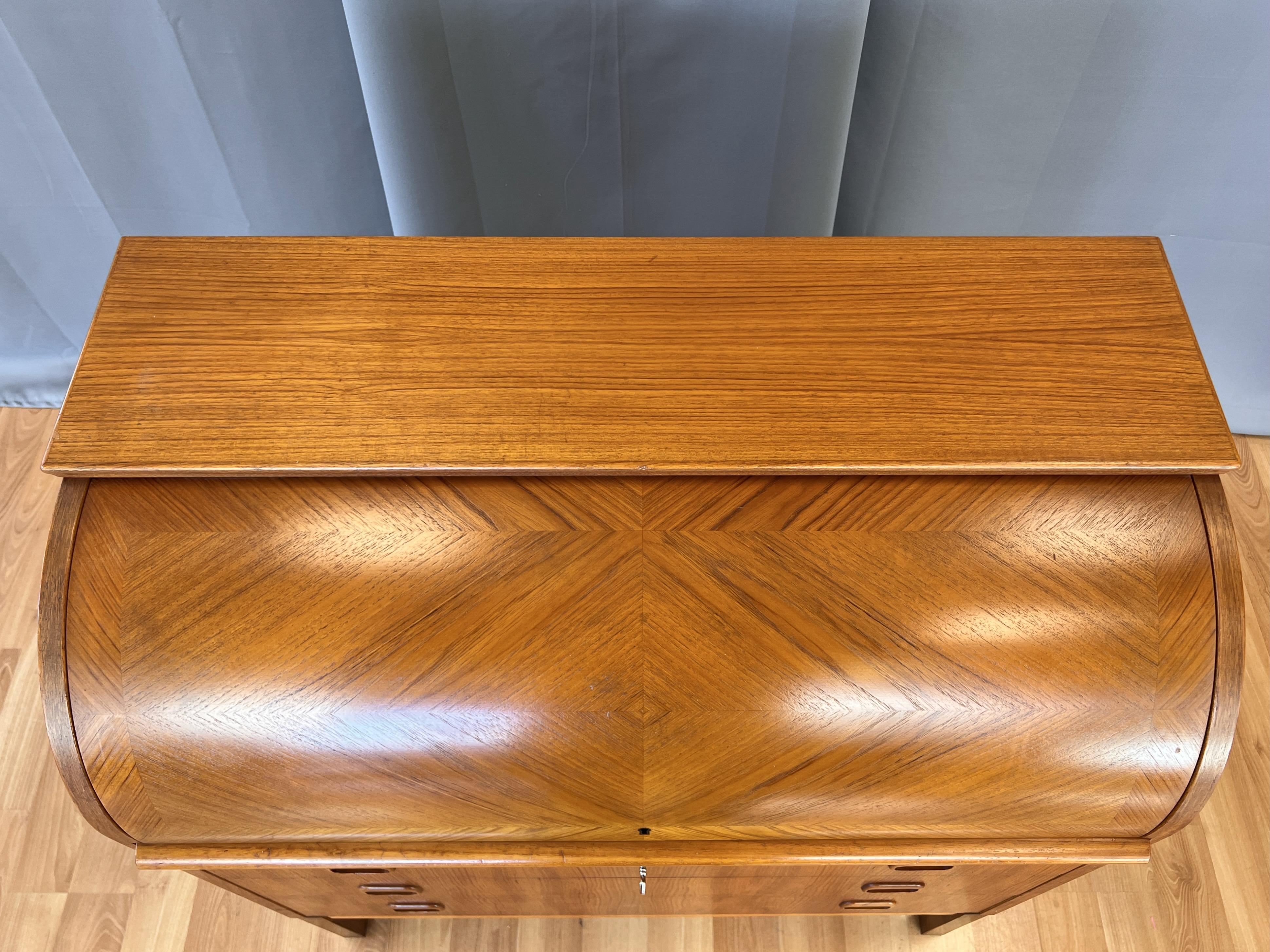 Bureau de secrétaire en teck Egon Ostergaard pour Svensk Mobelindustri, années 1960 6
