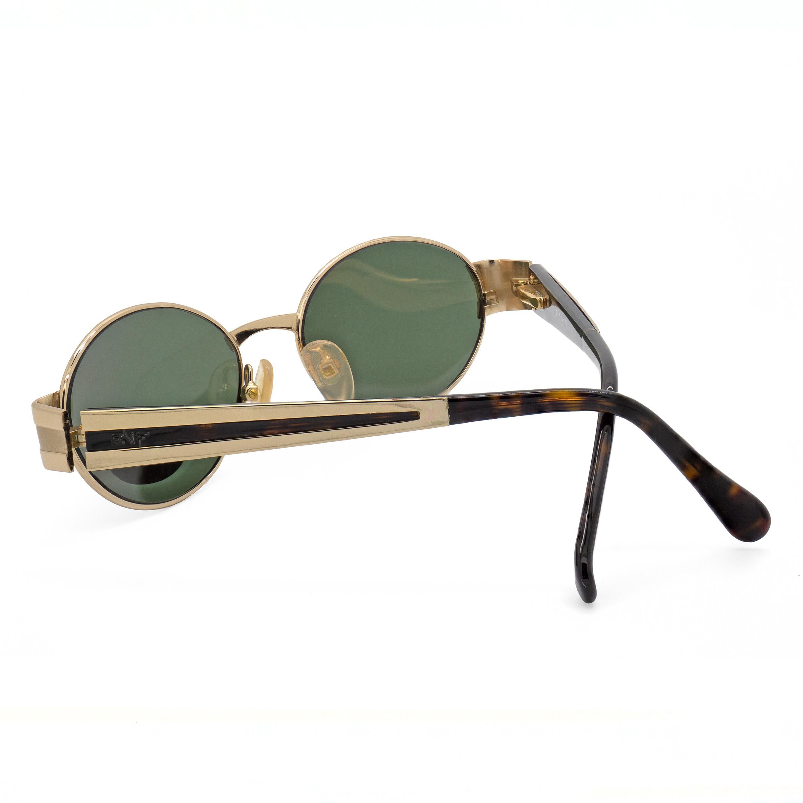 Egon von Furstenberg oval sunglasses spring hinges, made in Italy In New Condition For Sale In Santa Clarita, CA