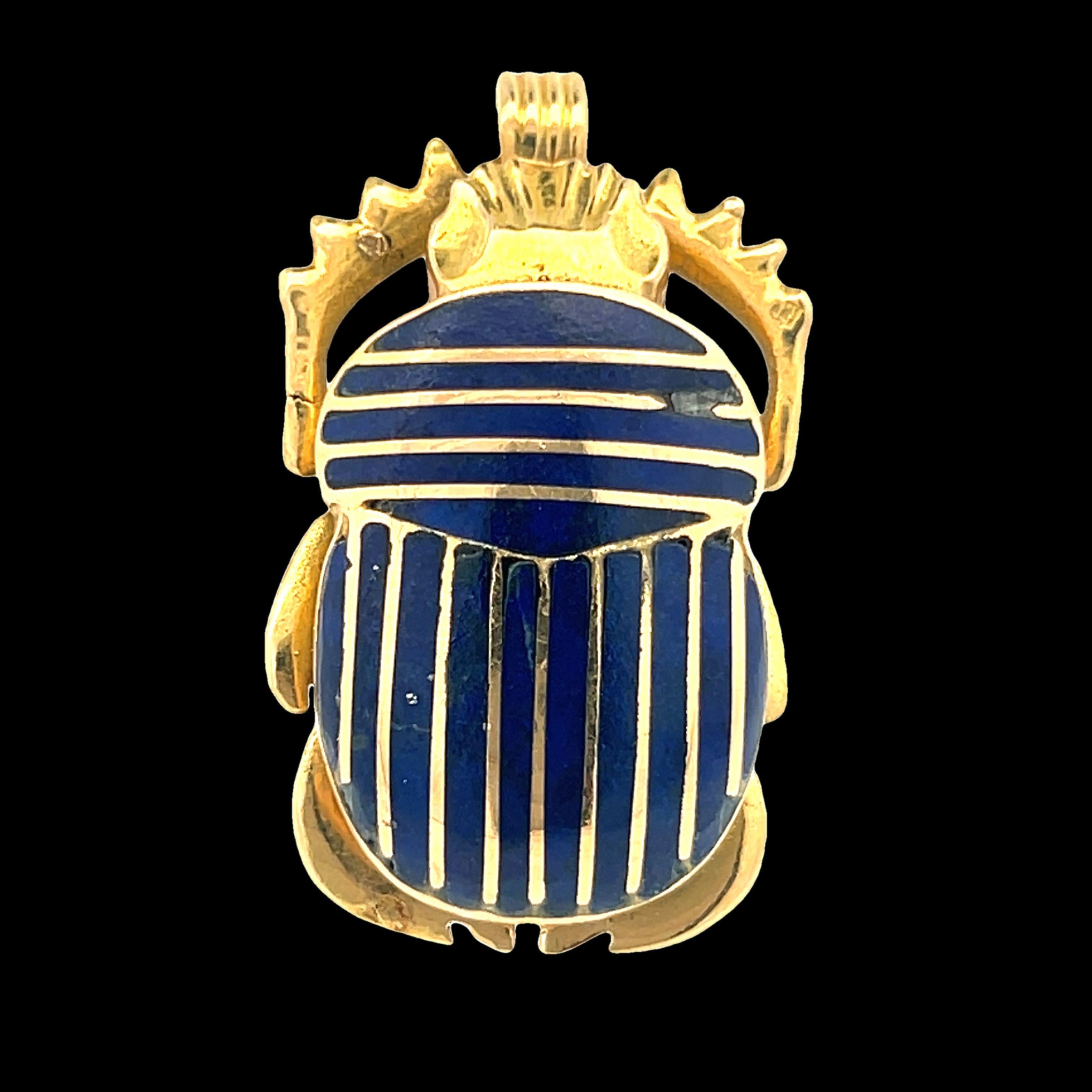 Pendentif égyptien en or jaune 18k Scarabée Beatles avec incrustation de Lapis Excellent état - En vente à Lexington, KY