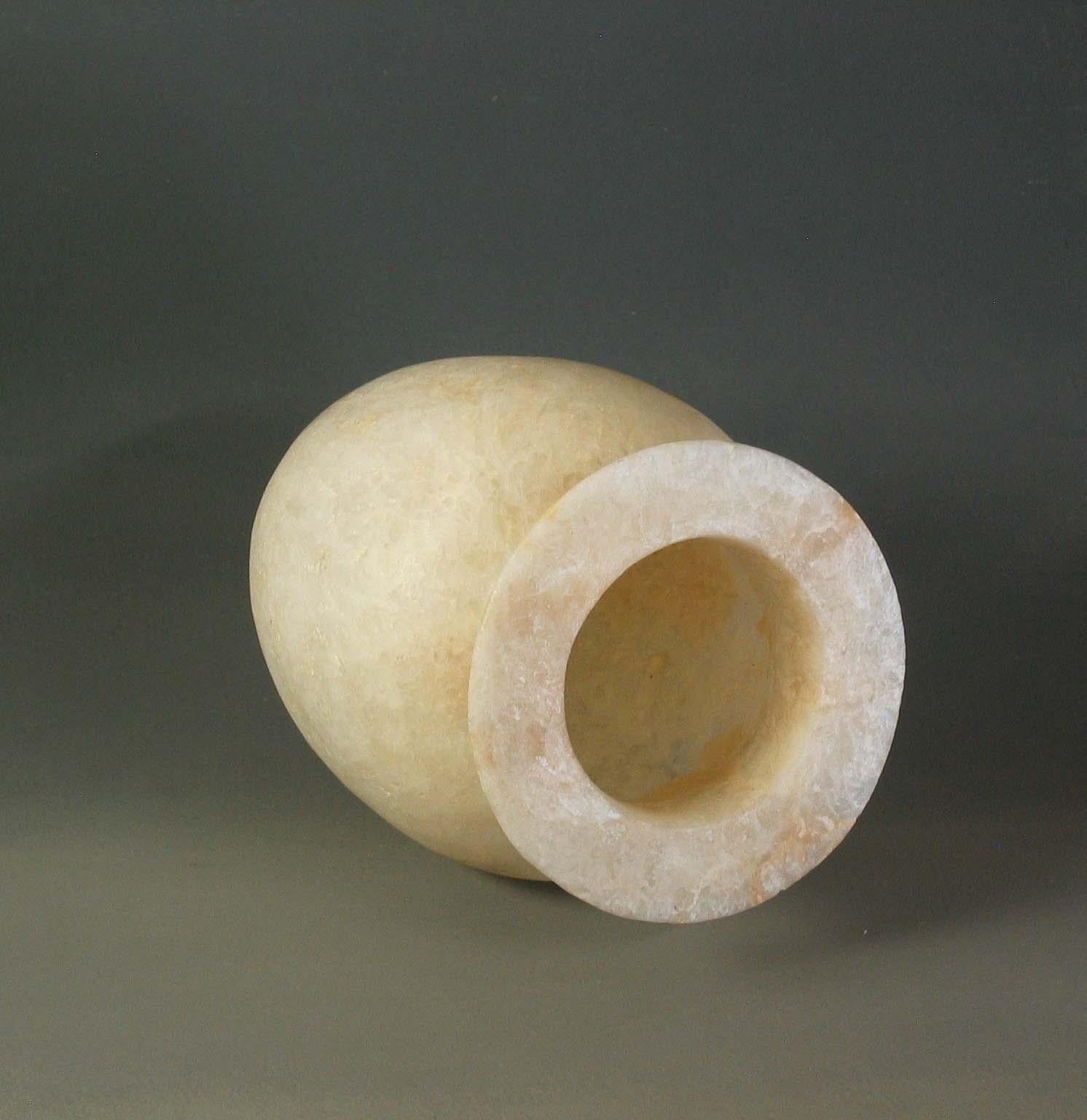 Egyptian Alabaster Vase in Antique Taste, 20th Century 4