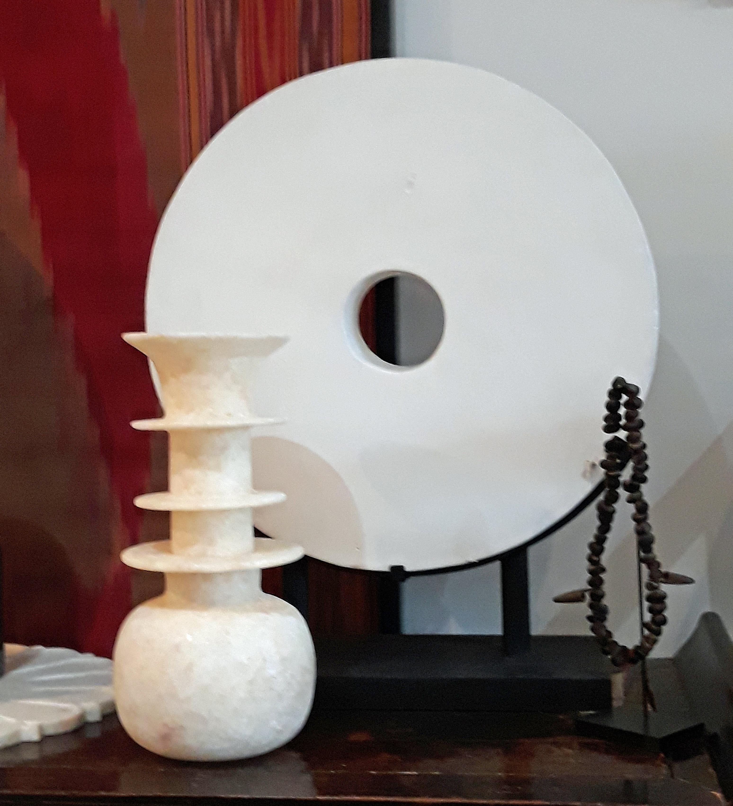 Vaso egiziano in alabastro, piccolo in vendita 1