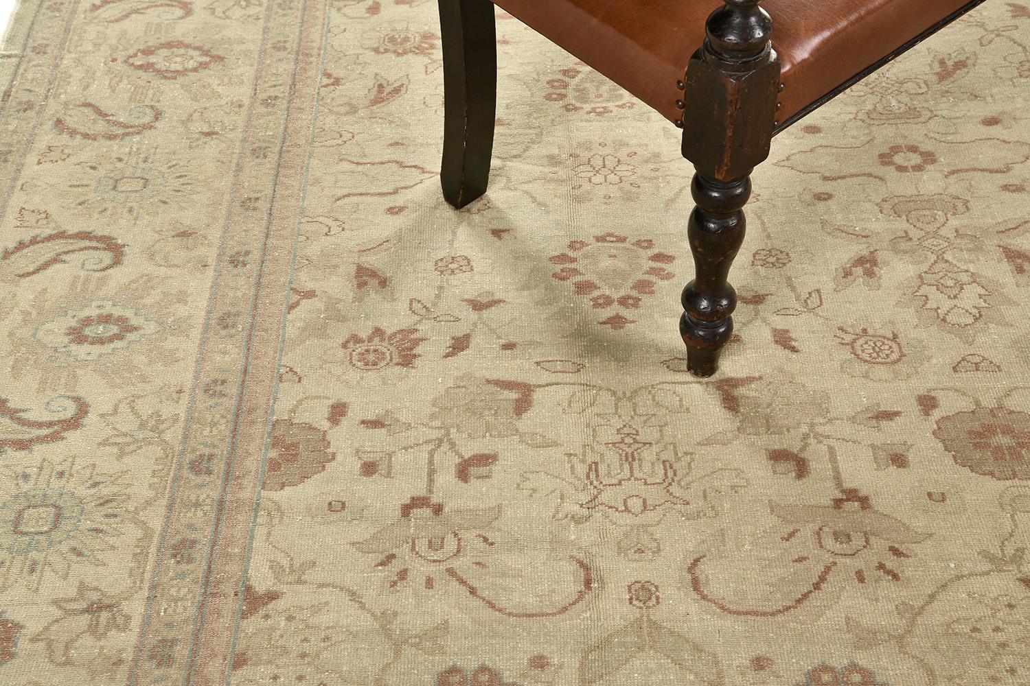 A sophisticated revival of Egyptian rug that features long sprawling stemmed plants with delicate blossoms. Colors and shades include all the neutral tones of glamour. An eye-catcher that leaves your guest in awe.


Rug Number 56983
Size 9' 2