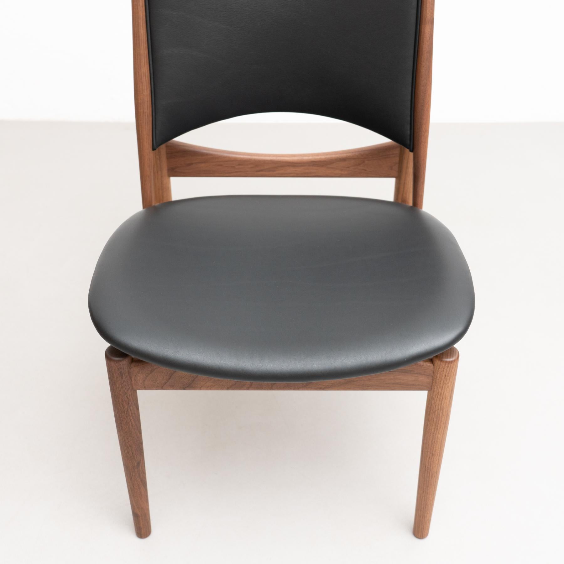 Egyptian Armchair in Wood and Leather, by Finn Juhl 6
