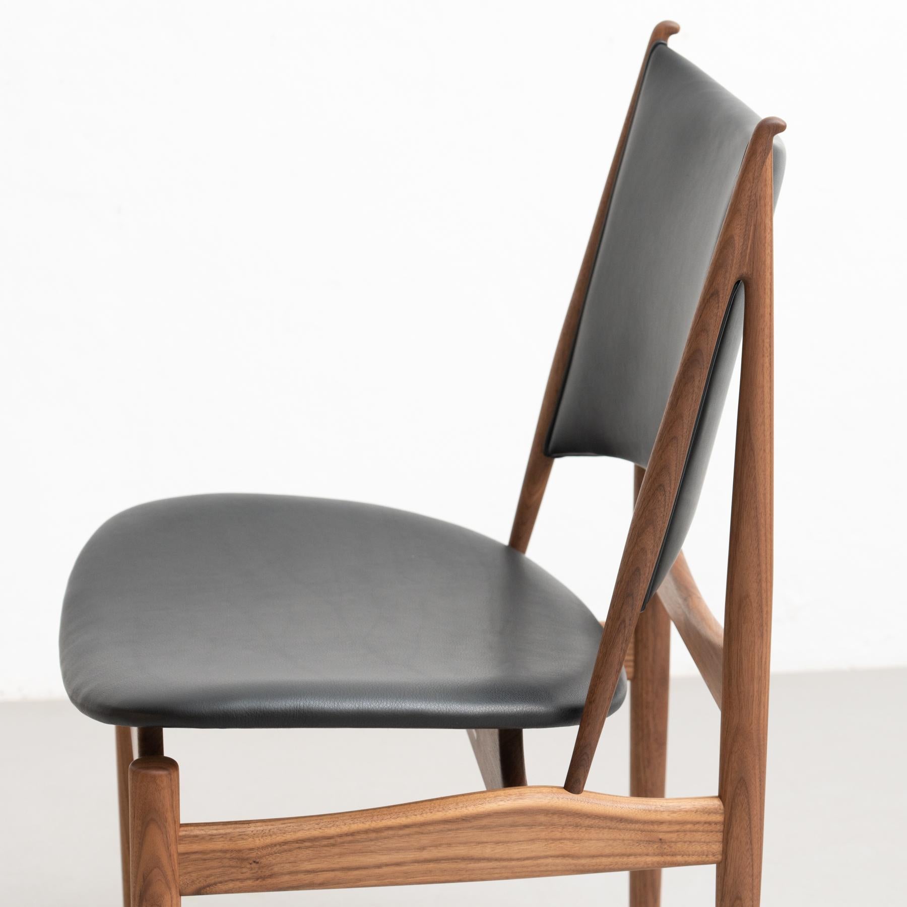 Egyptian Armchair in Wood and Leather, by Finn Juhl 1