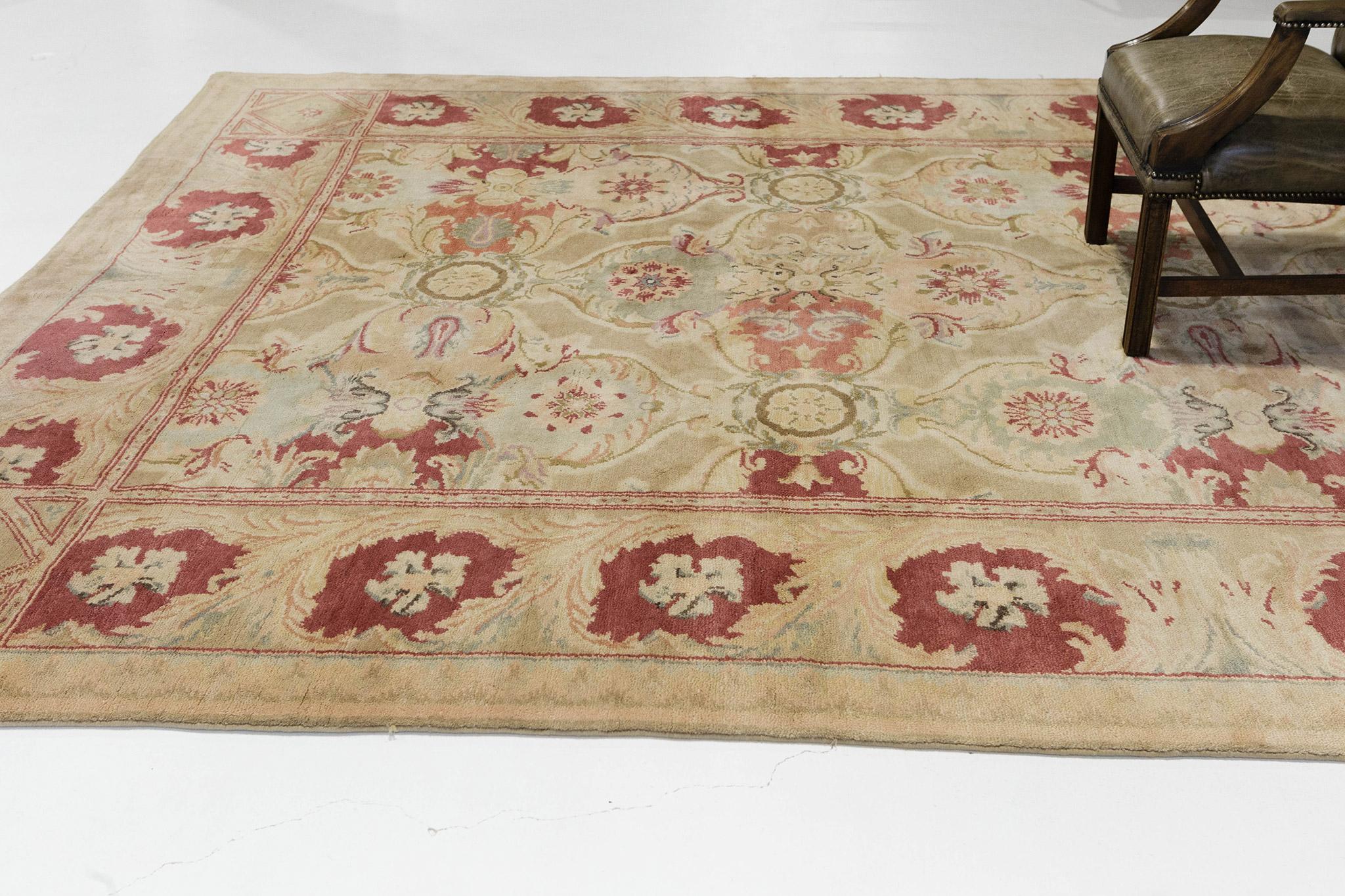 Egyptian Axminster Design Rug In New Condition For Sale In WEST HOLLYWOOD, CA