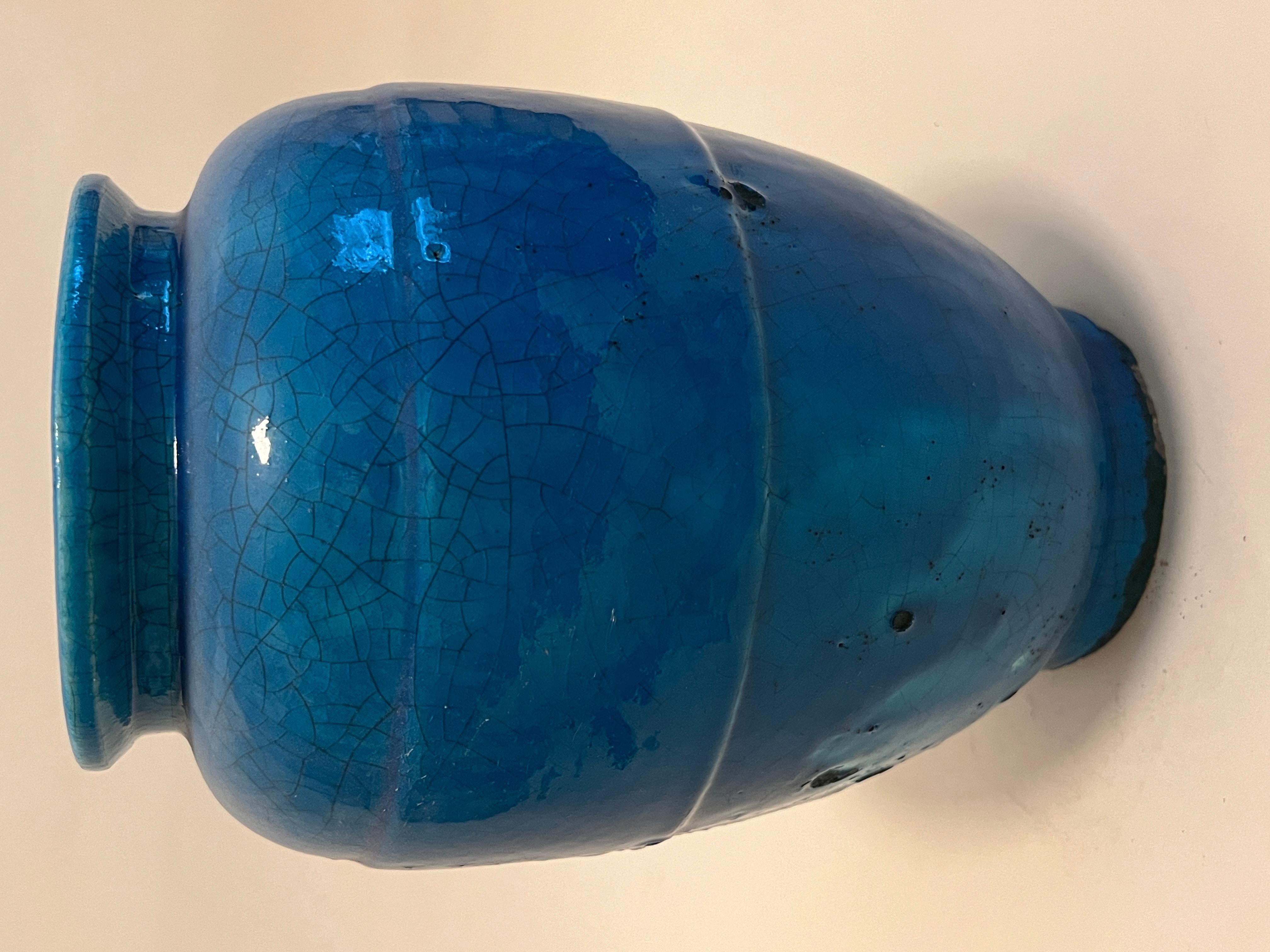 Art déco Vase d'art français bleu égyptien de Lachenal en vente